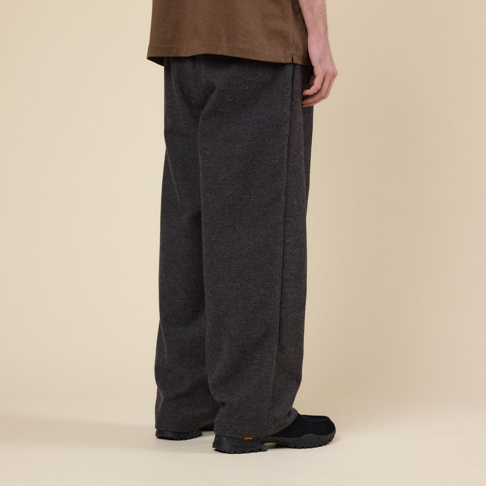 Still by Hand - Wide Wool Pants - Brown Charcoal