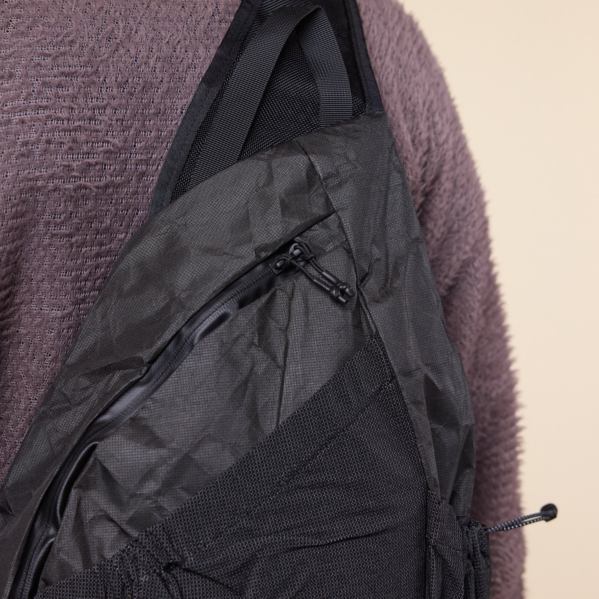 SEALSON - SR4 Crossbody Bag - Black