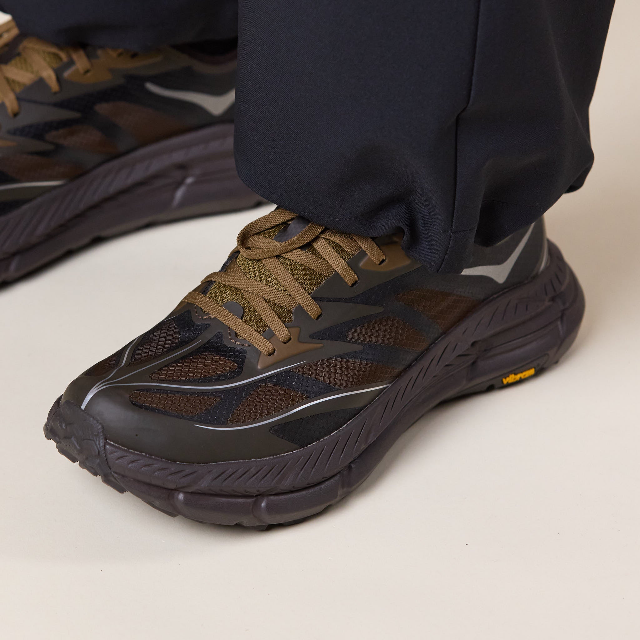 HOKA - Mafate Speed 4 Lite - Tree Bark / Cast Iron