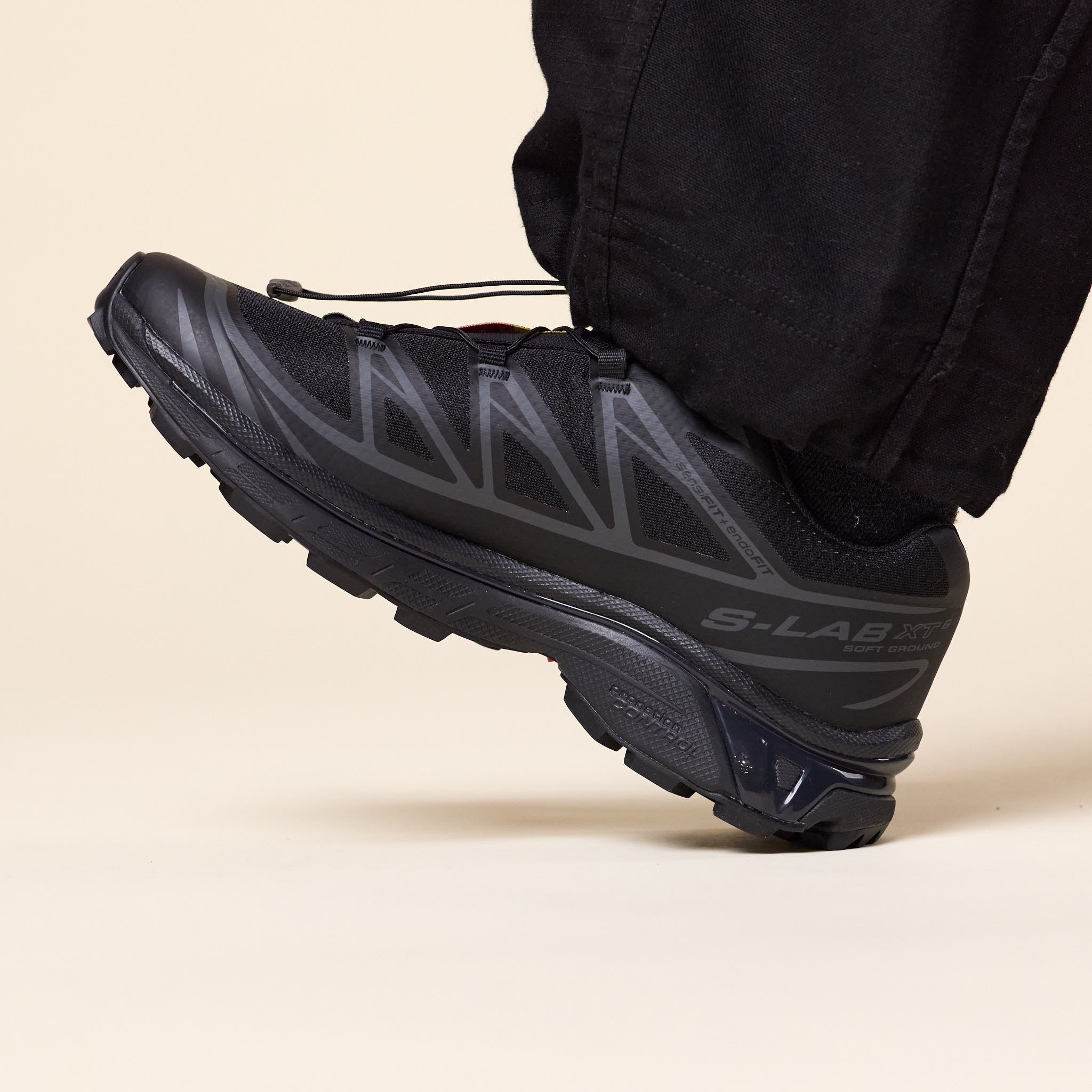 Salomon - XT-6 - Black / Black Phantom