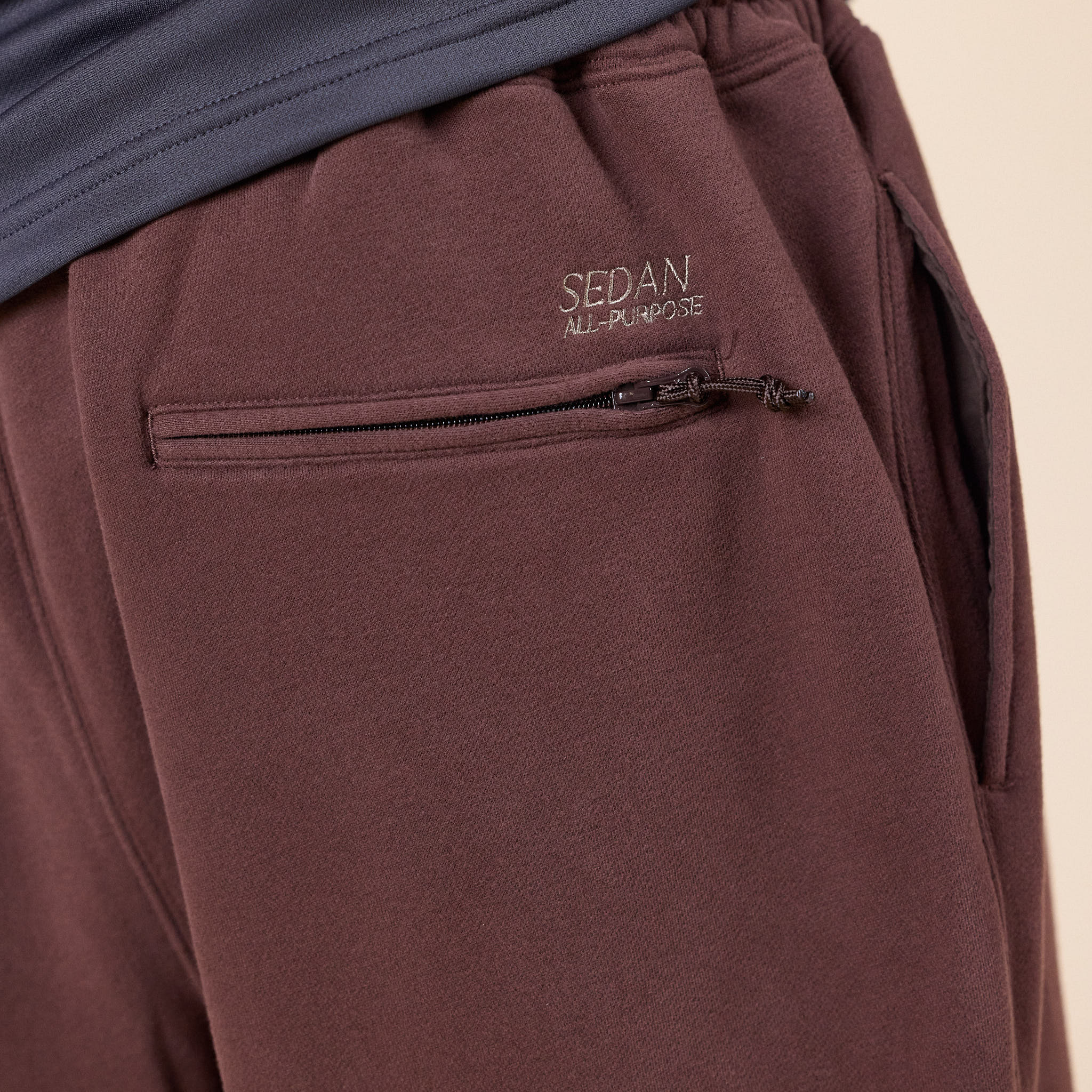 SEDAN ALL-PURPOSE - OG Logo Wide Fit Sweatpants - Dark Brown