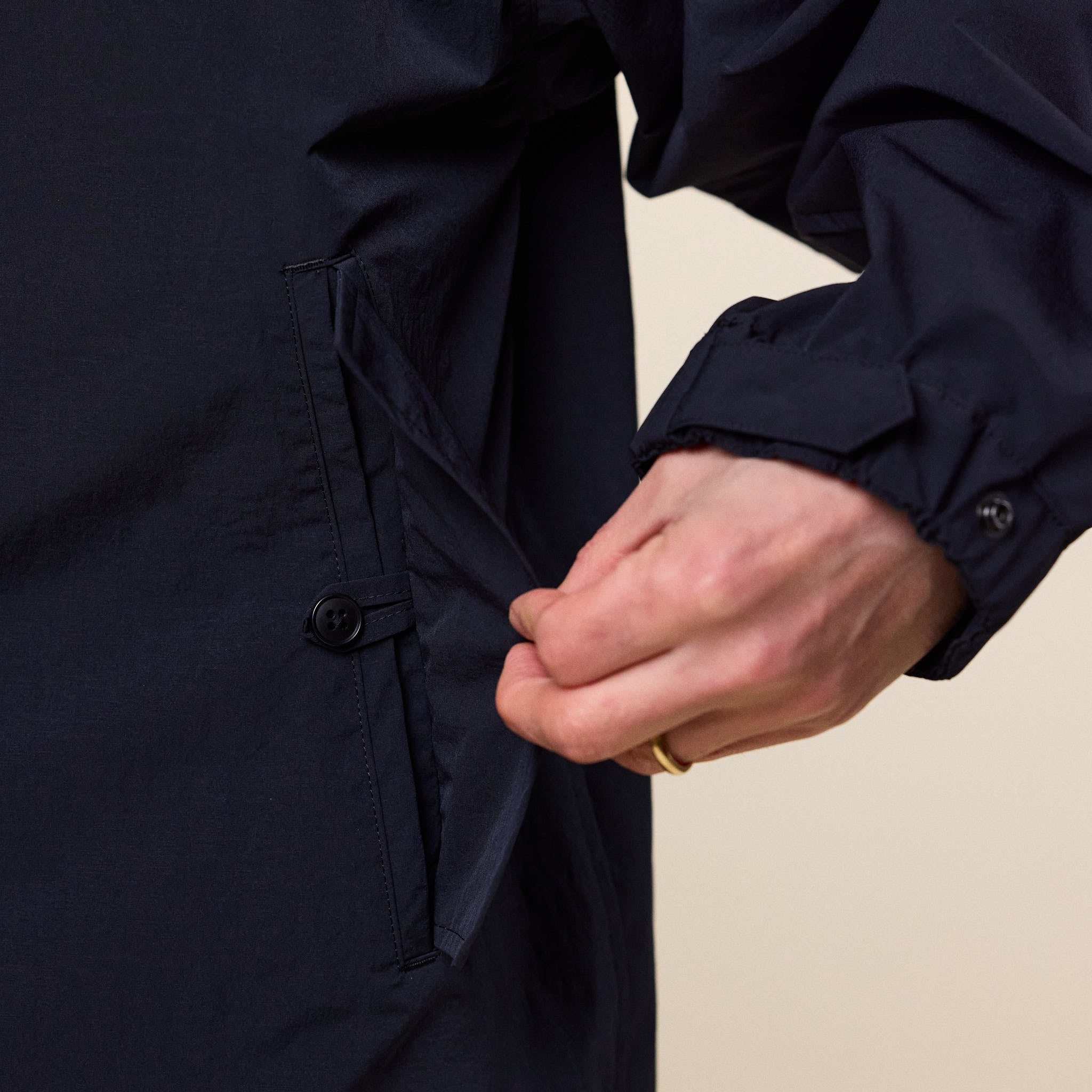 Still by Hand - Nylon Parka - Ink Black