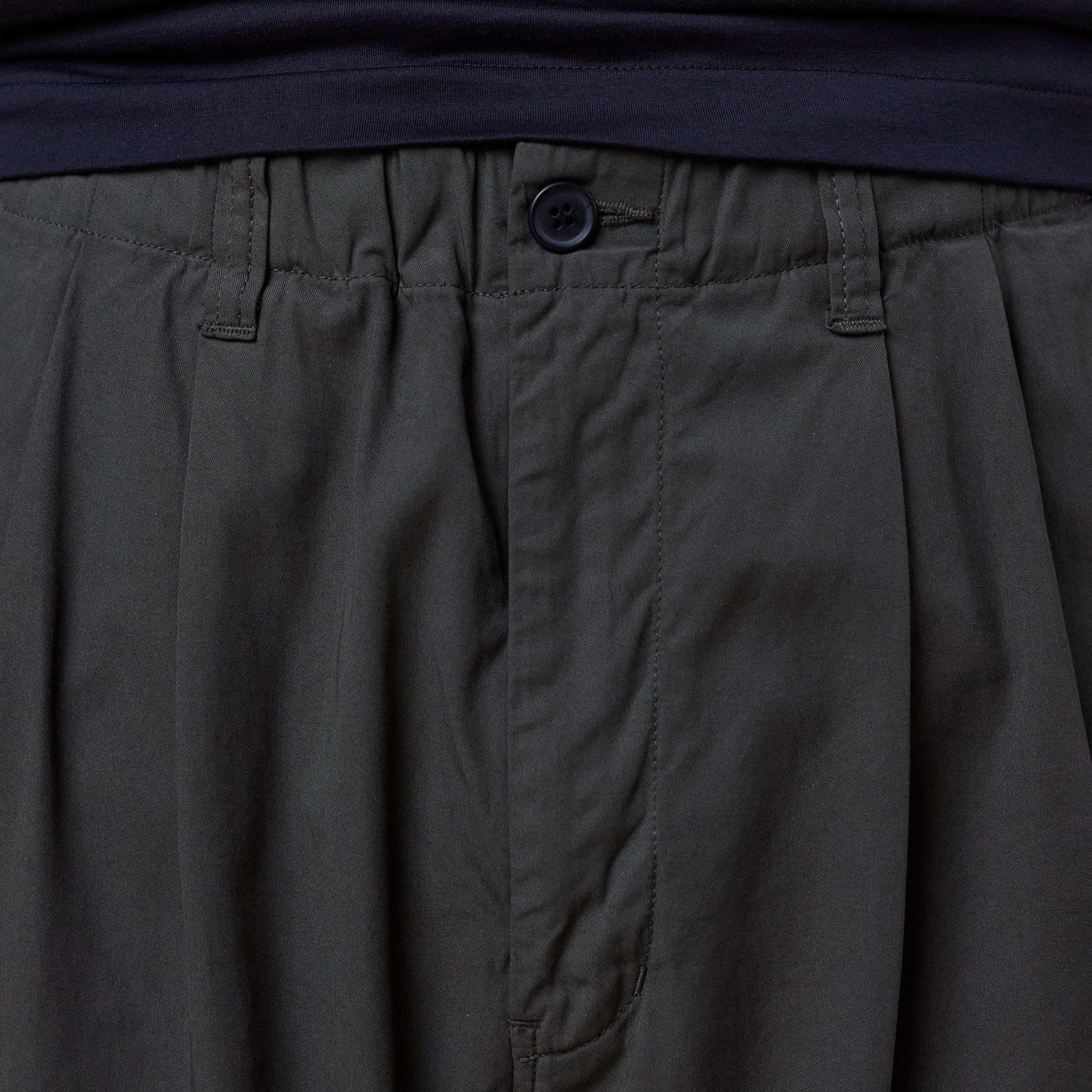 Still by Hand - Garment Dyed Cotton Twill Trousers - Dark Olive