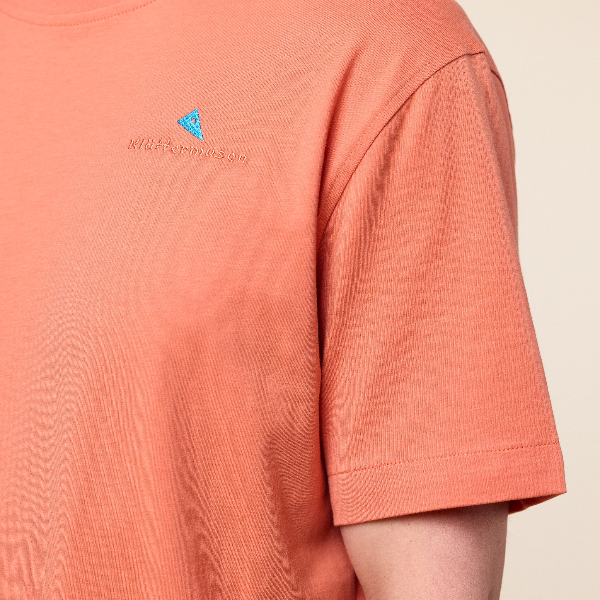 Klättermusen - Root Logo Short Sleeve T-Shirt - Cloud Berry