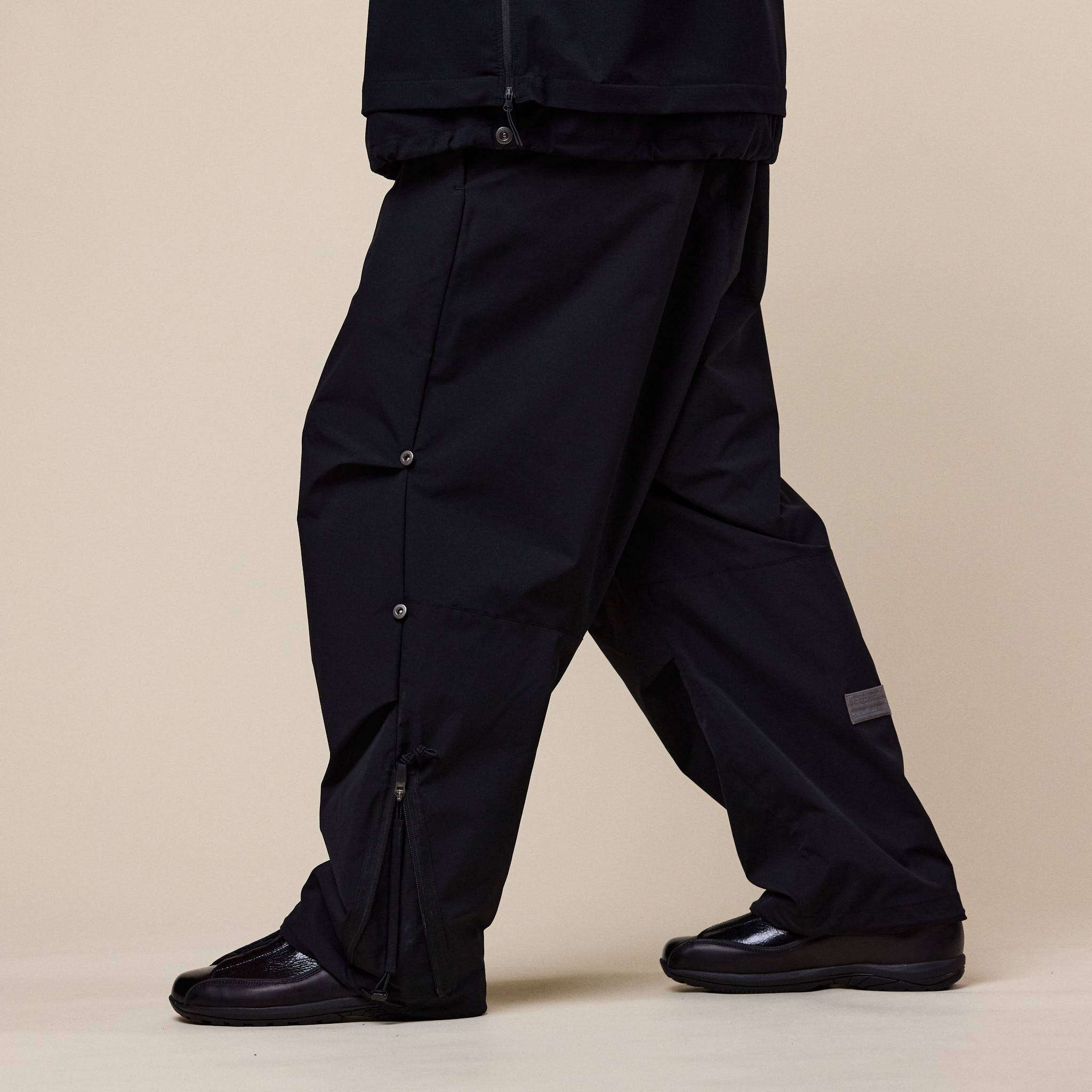Poliquant - Changing Length Wide Zip Up Pants - Black
