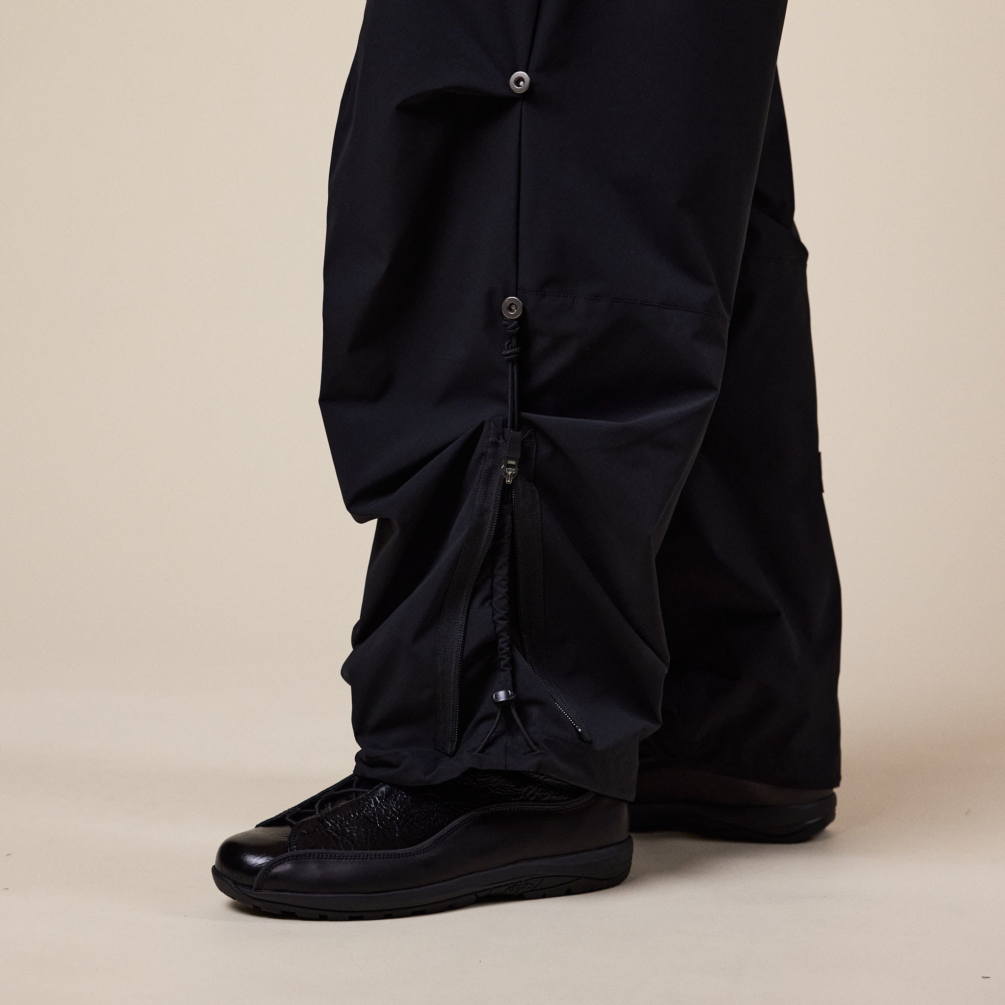 Poliquant - Changing Length Wide Zip Up Pants - Black