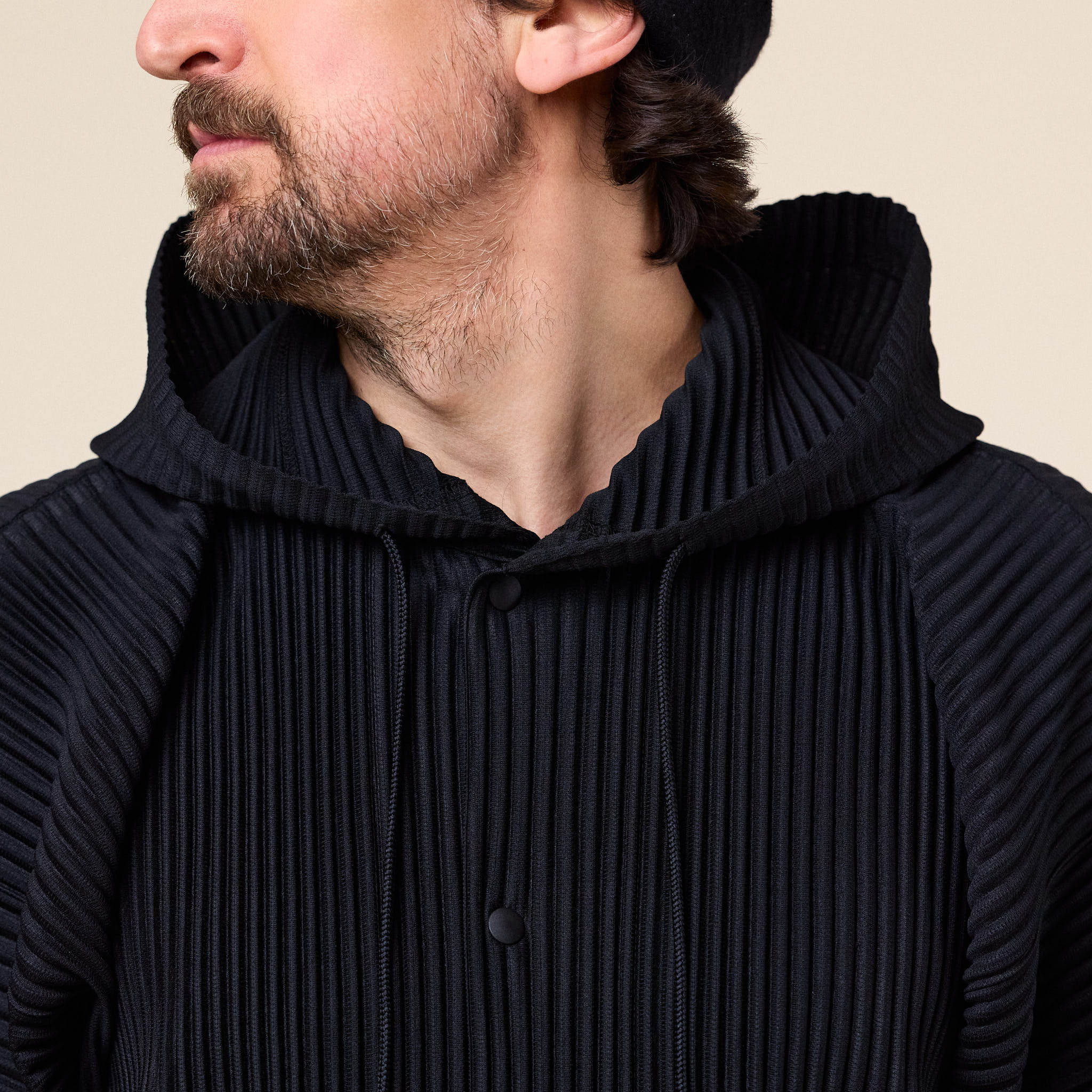 Homme Plissé Issey Miyake - Monthly Colours Pleated Hoodie - Black