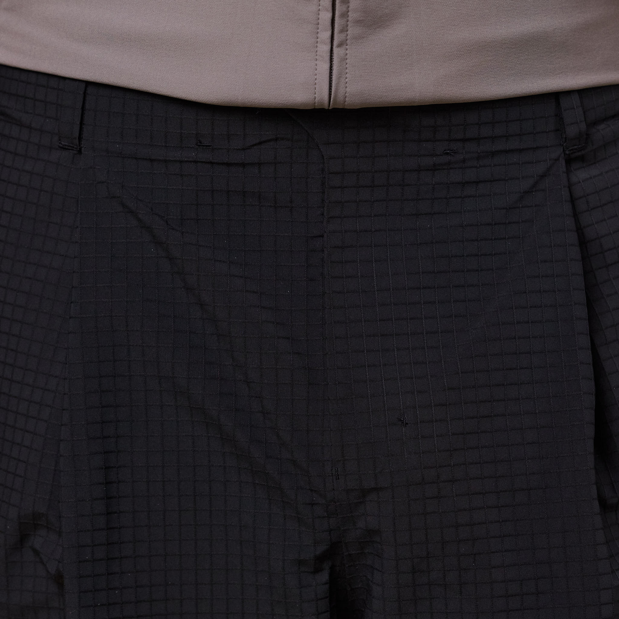Hiking Patrol - Waypoint Rip-Stop Pleated Trouser - Charcoal Black