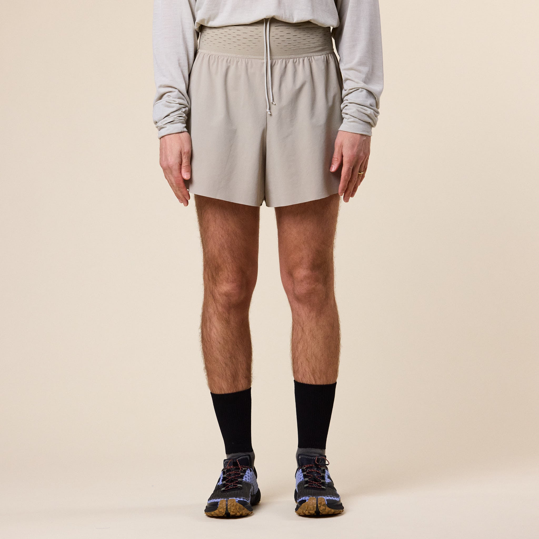 Gnuhr - Warp Short Short - Plaza Taupe