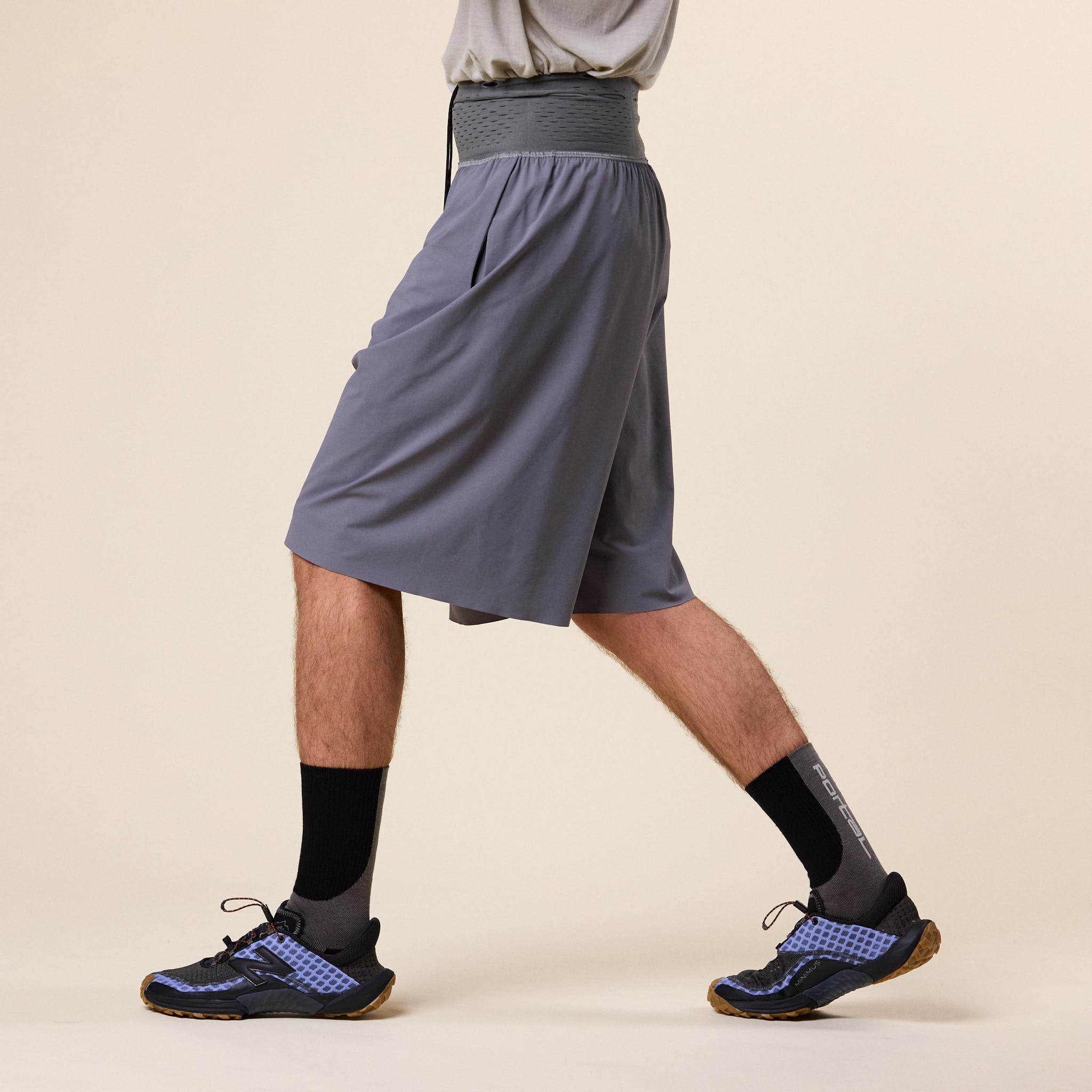 Gnuhr - Warp Short Long - Charcoal Grey