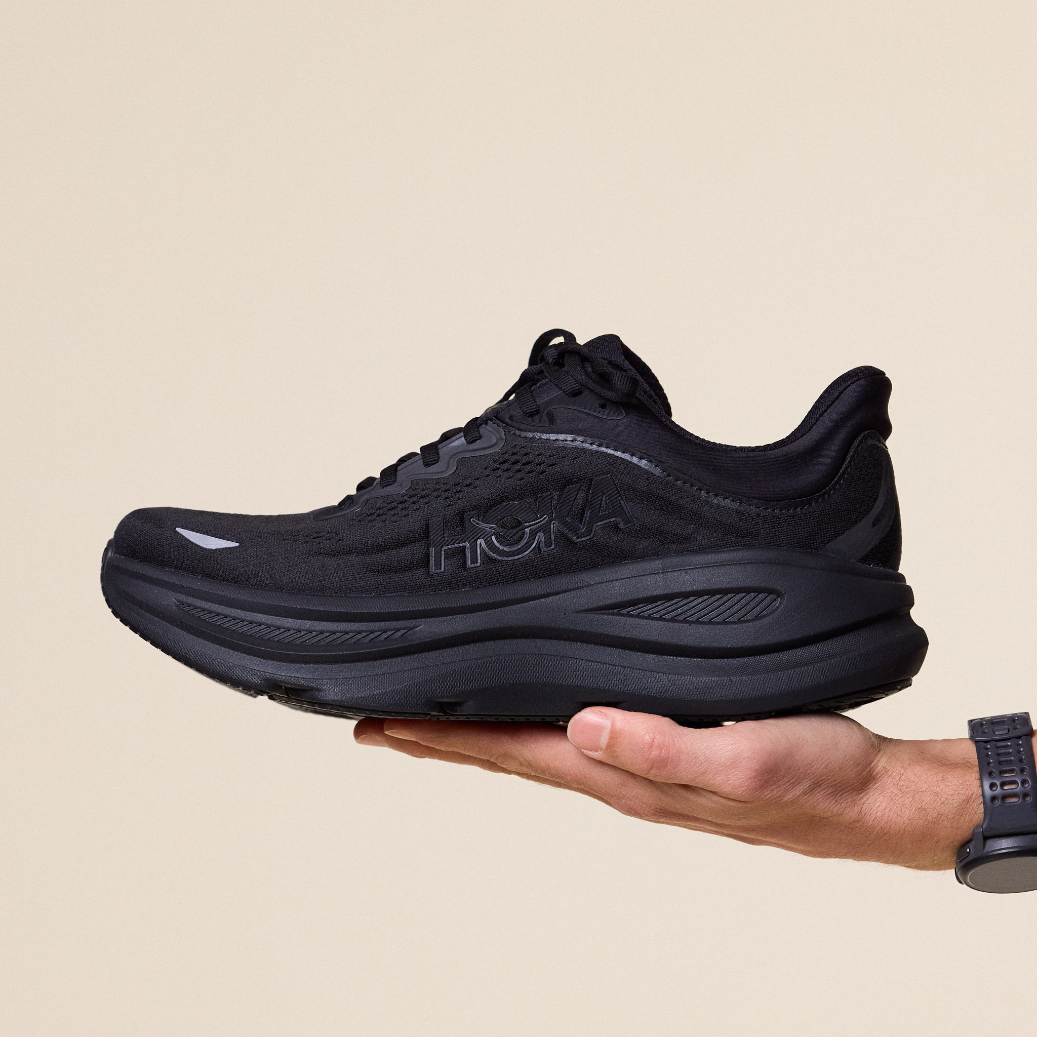 HOKA - Bondi 9 Running Trainer - Black / Black