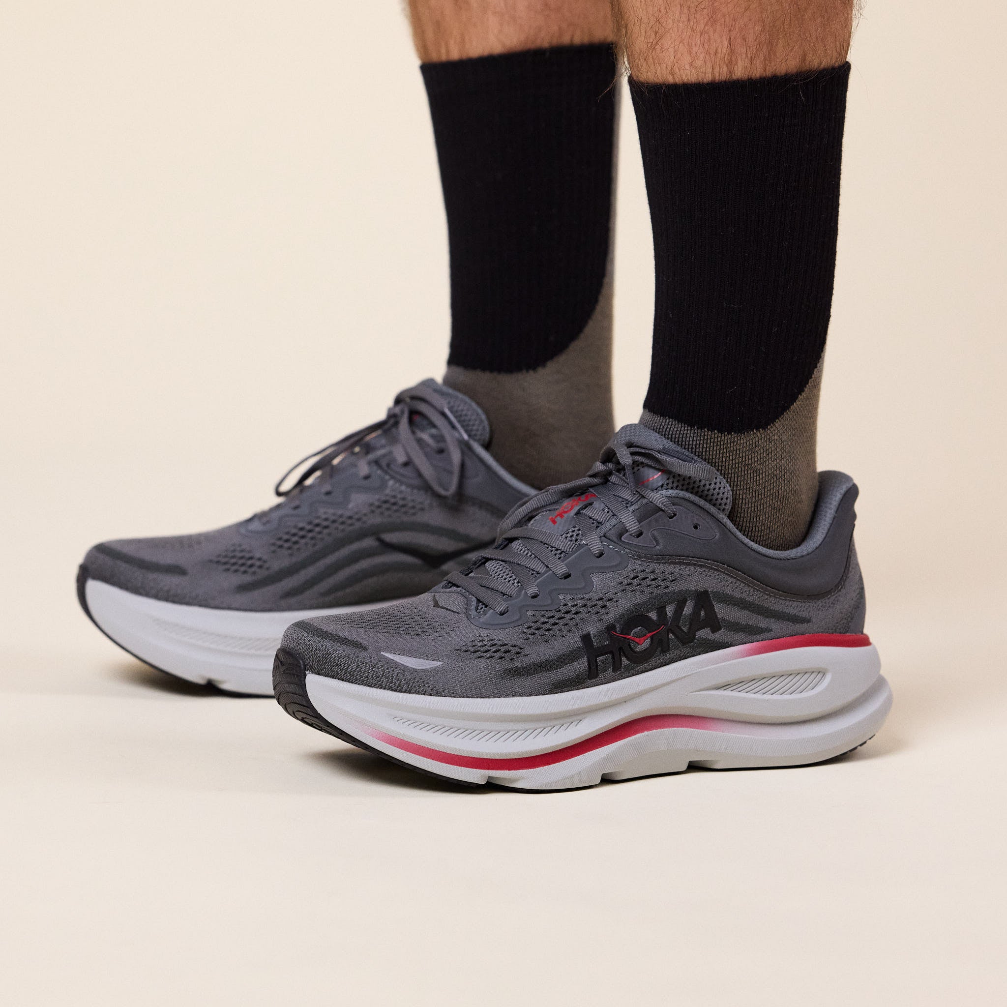 HOKA - Bondi 9 Running Trainer - Satellite Grey / Outer Orbit