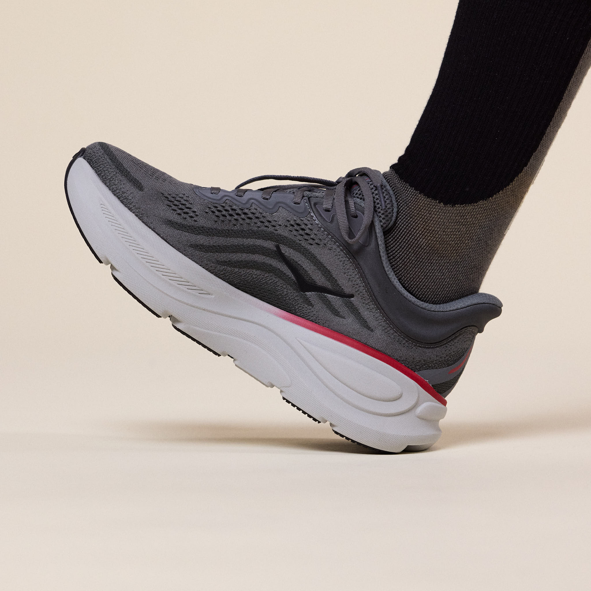 HOKA - Bondi 9 Running Trainer - Satellite Grey / Outer Orbit