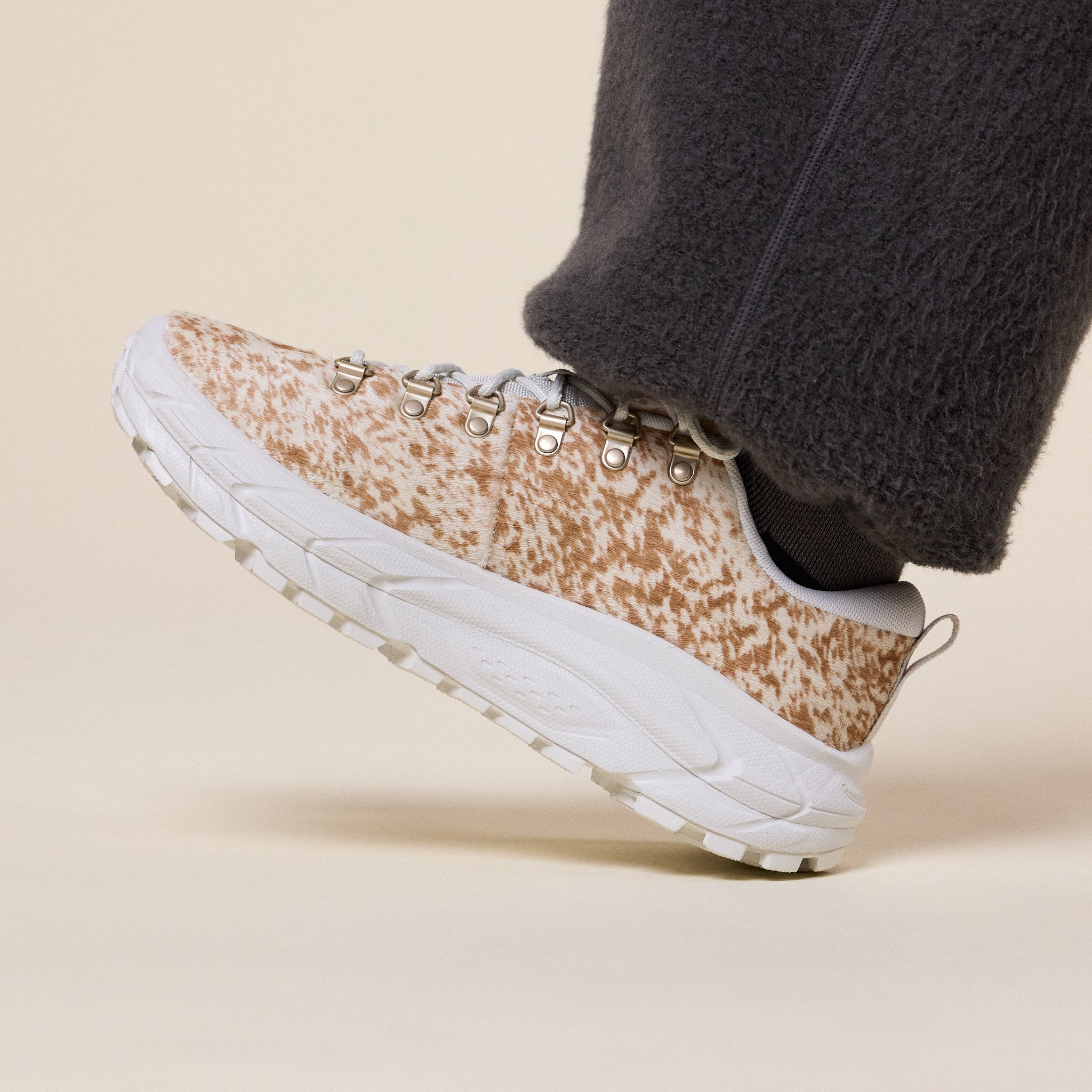 HOKA - Tor Summit + Hiking Shoe - White Onyx / White Onyx