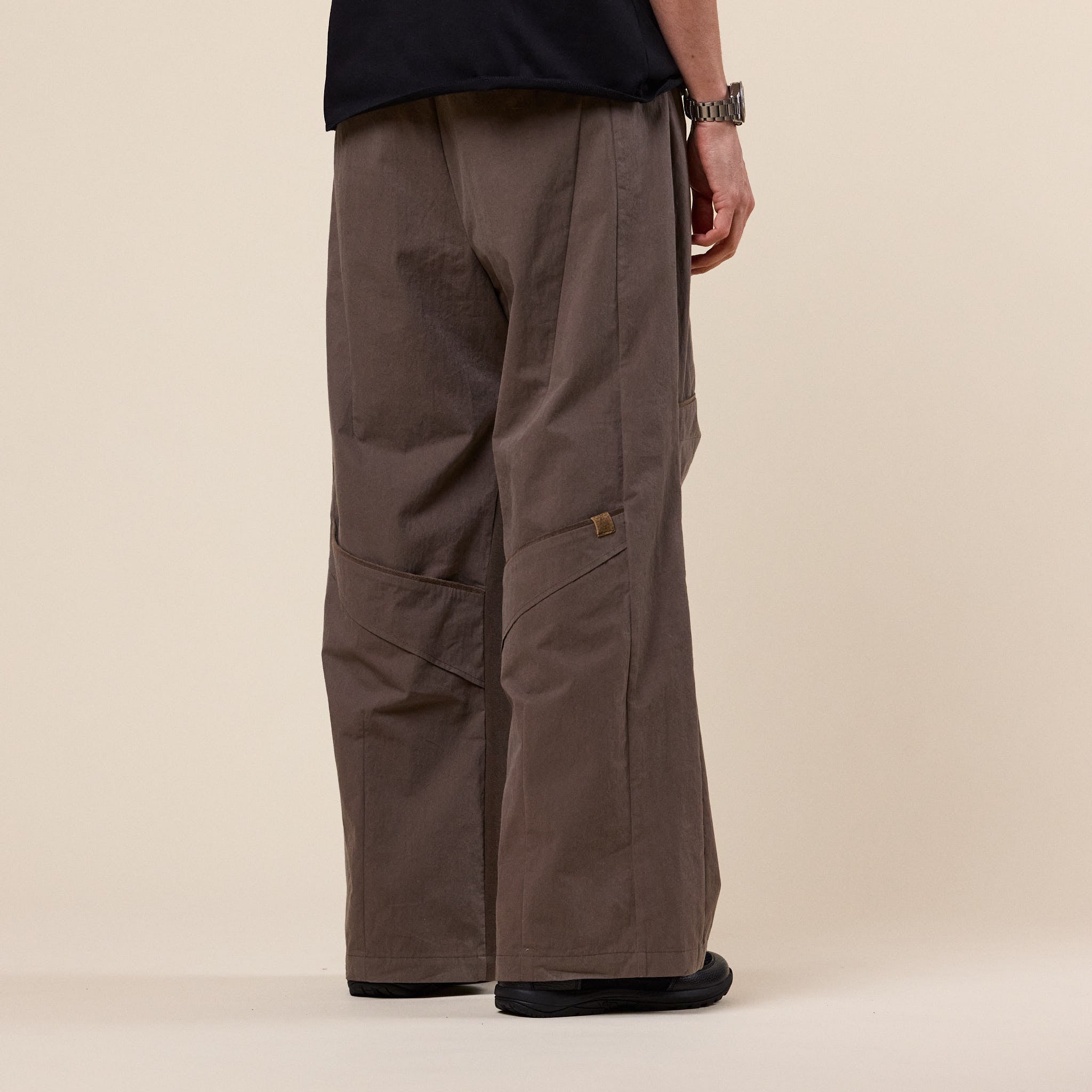 XLIM - EP.9 01 Trousers - Brown