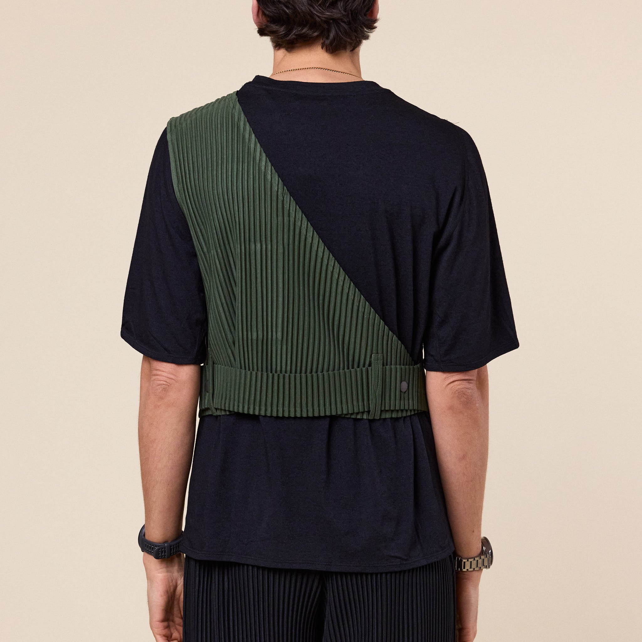 Homme Plissé Issey Miyake - Painters Gear Vest - Duomo Door Green