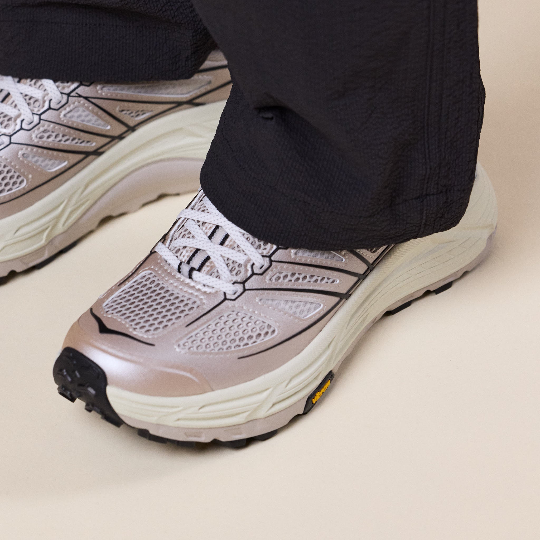 HOKA - Mafate Speed 2 Stealth Tech - Putty / Black