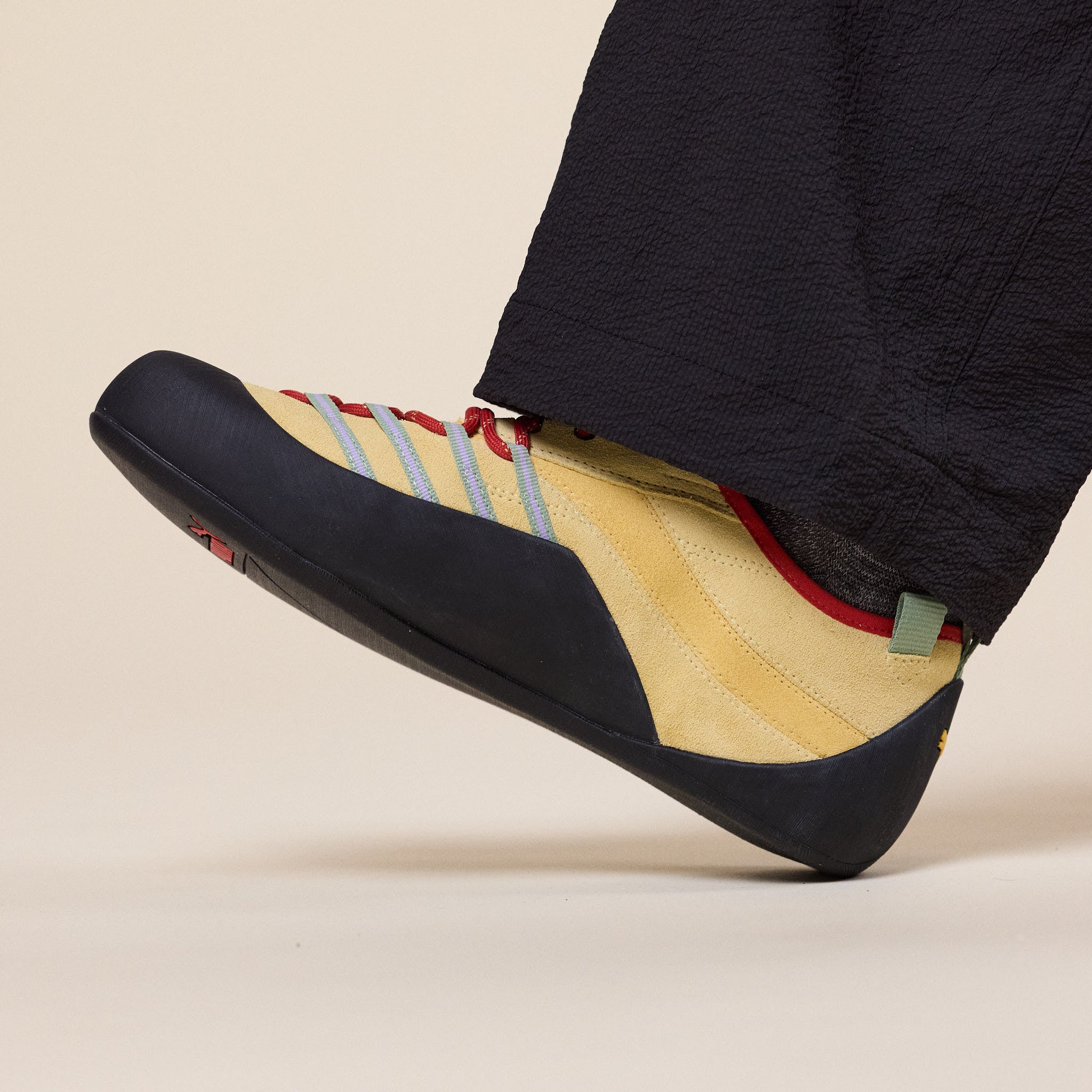 Puma - Cell Klim Trainer - Light Straw / Puma Black