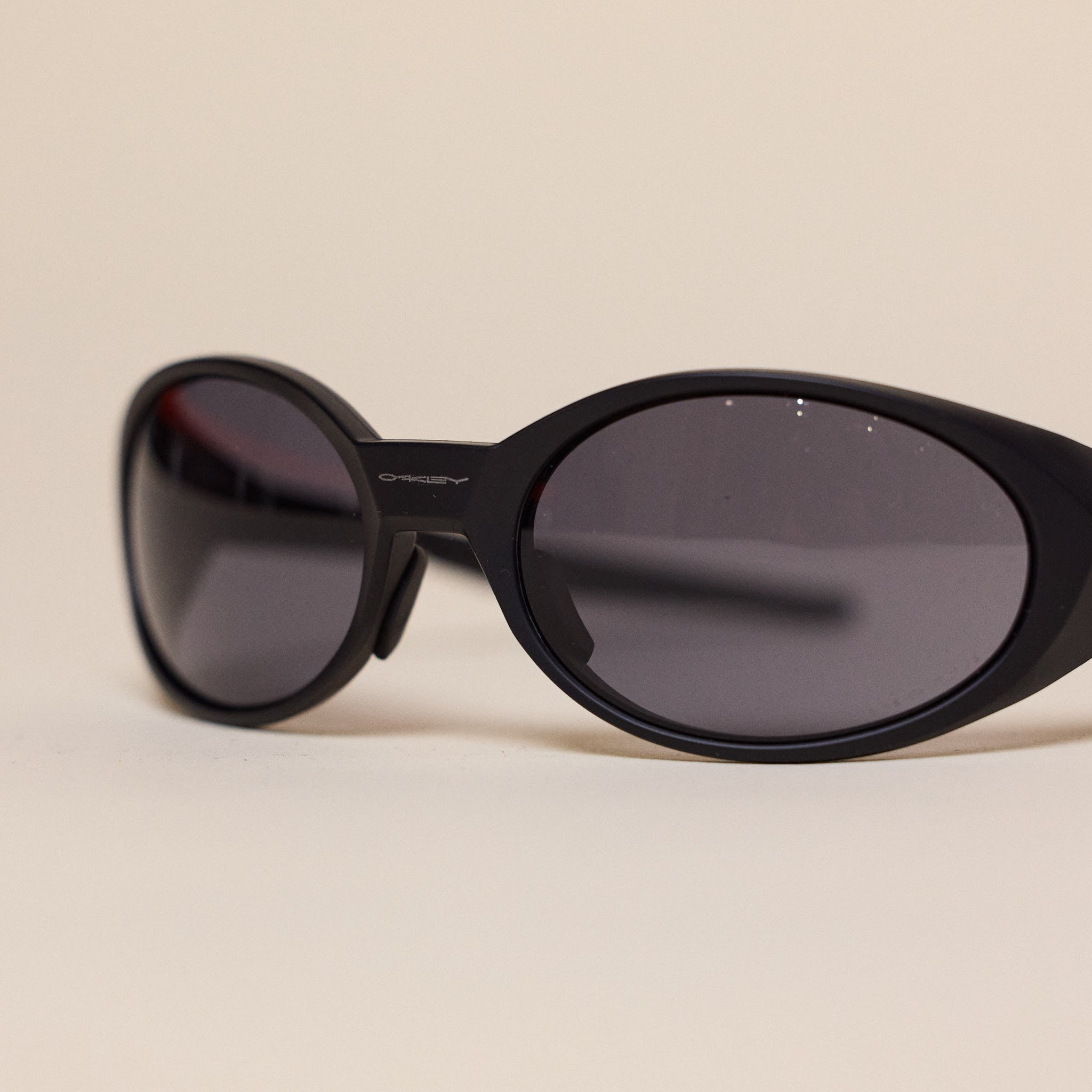 Oakley - "Eye Jacket" Redux Sunglasses - Matte Black / Prizm Grey
