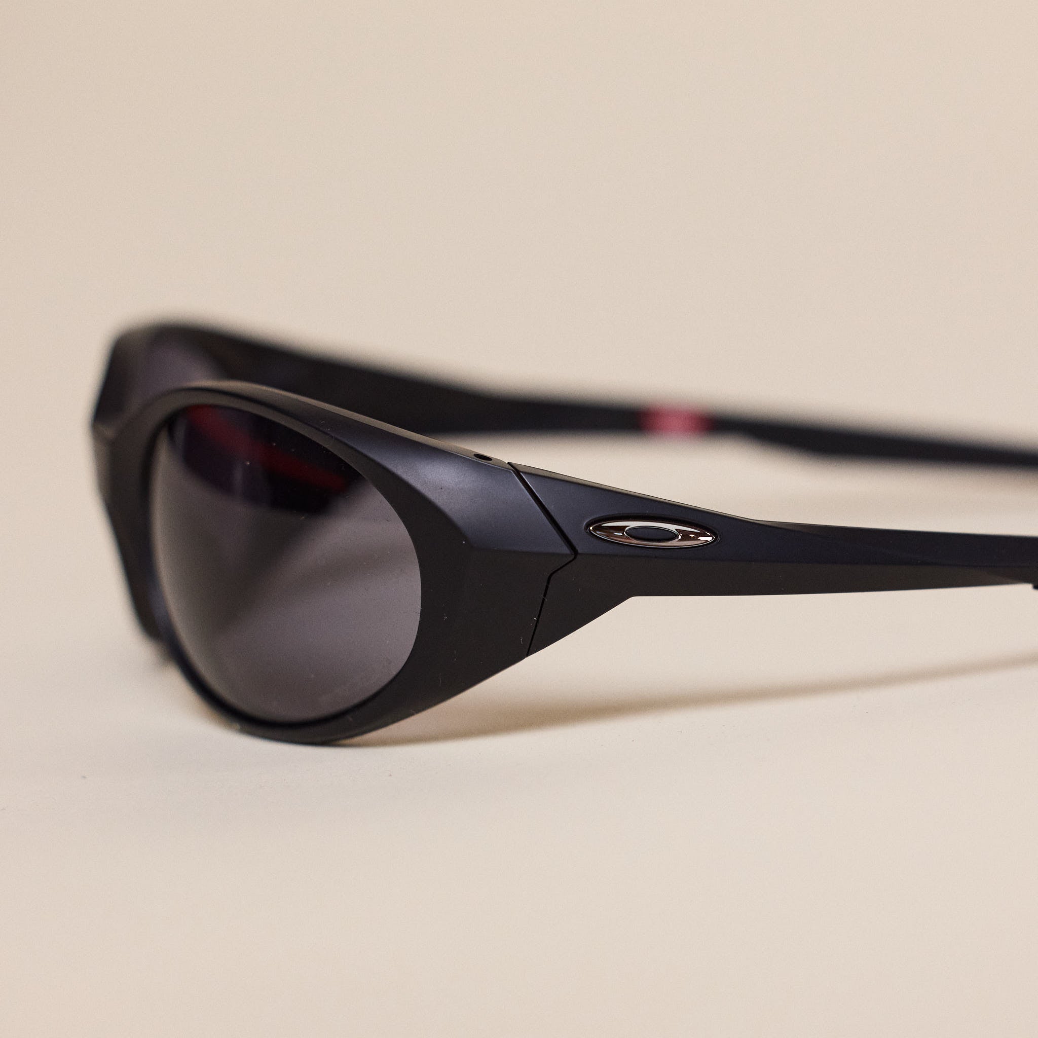 Oakley - "Eye Jacket" Redux Sunglasses - Matte Black / Prizm Grey
