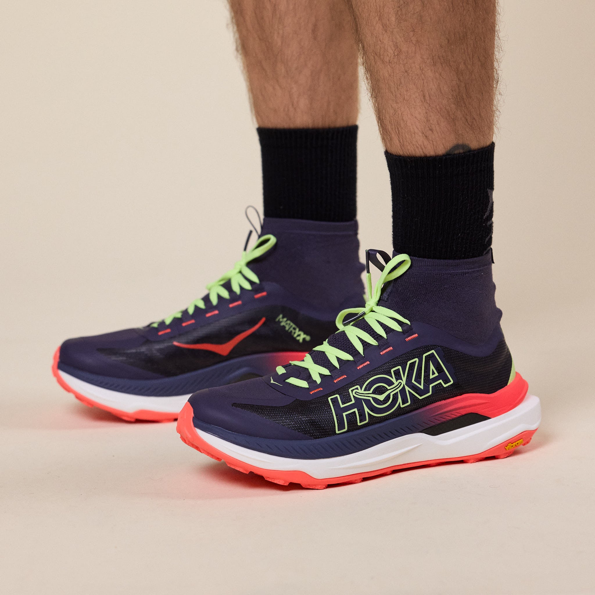HOKA - Tecton X3 - Squid Ink / Neon Flame