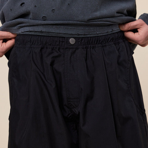 Greg Laboratory - Permanent Concept Standard Short - Black