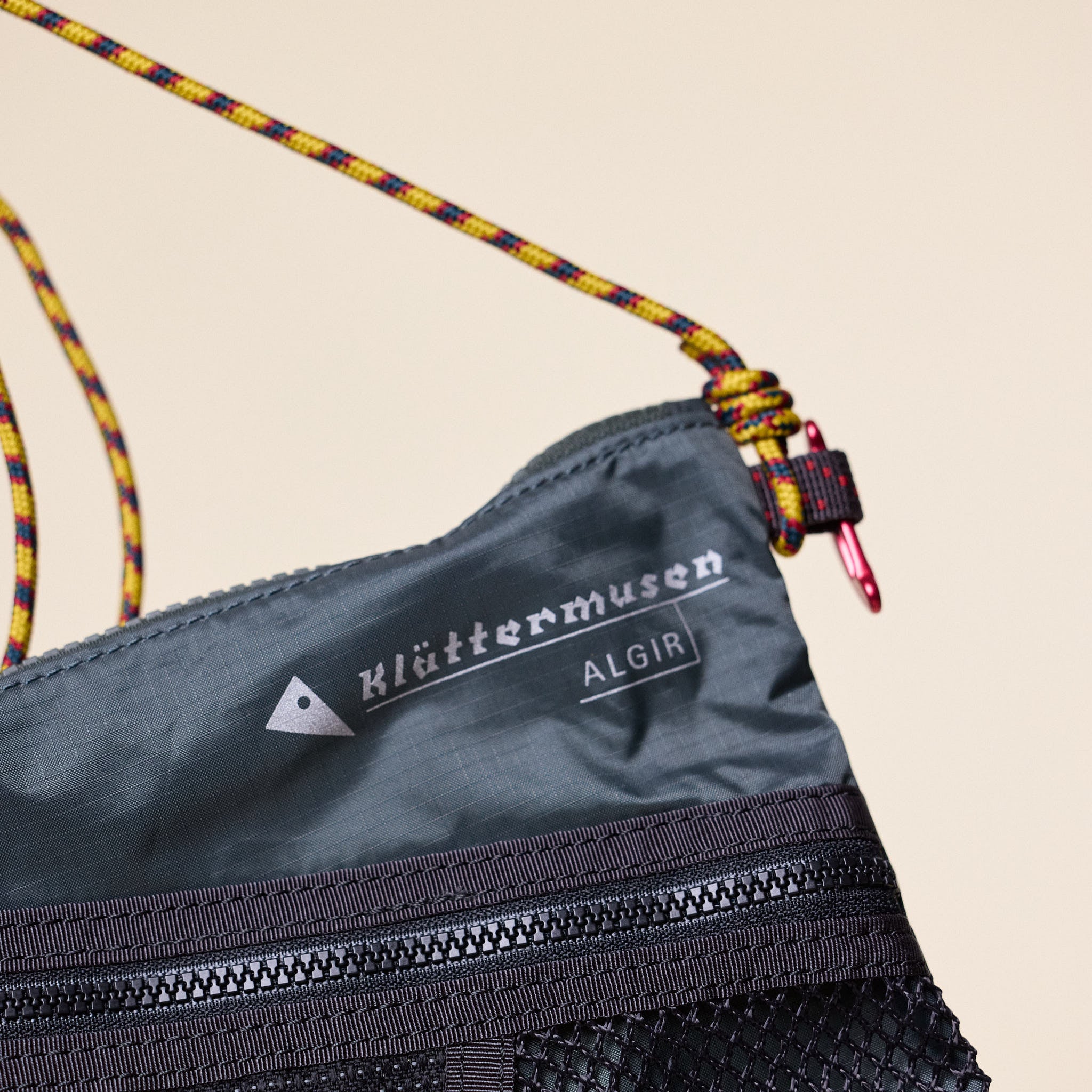 Klättermusen - Algir Accessory Bag Medium - Dark Teal