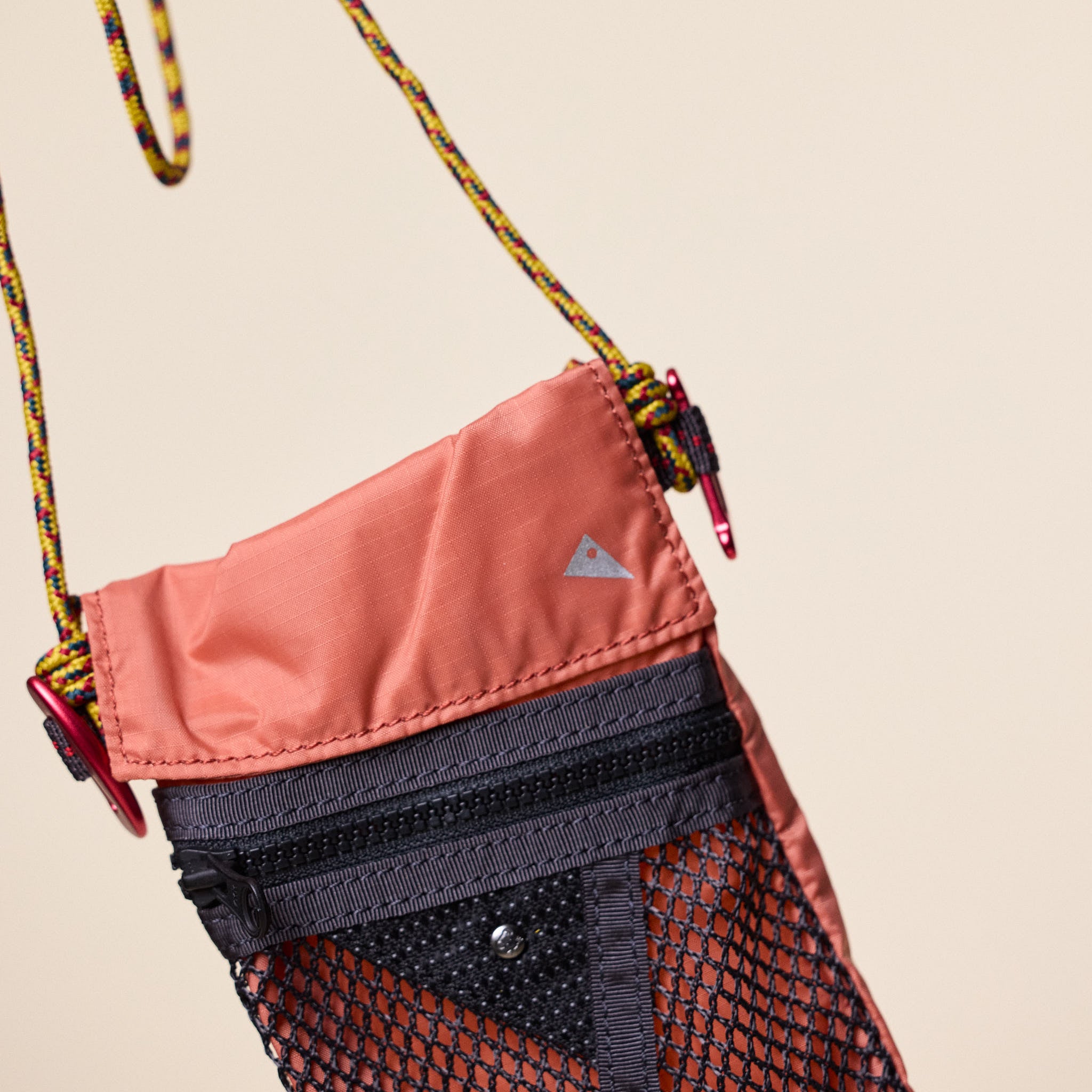 Klättermusen - Algir Lanyard Pocket Bag - Cloud Berry