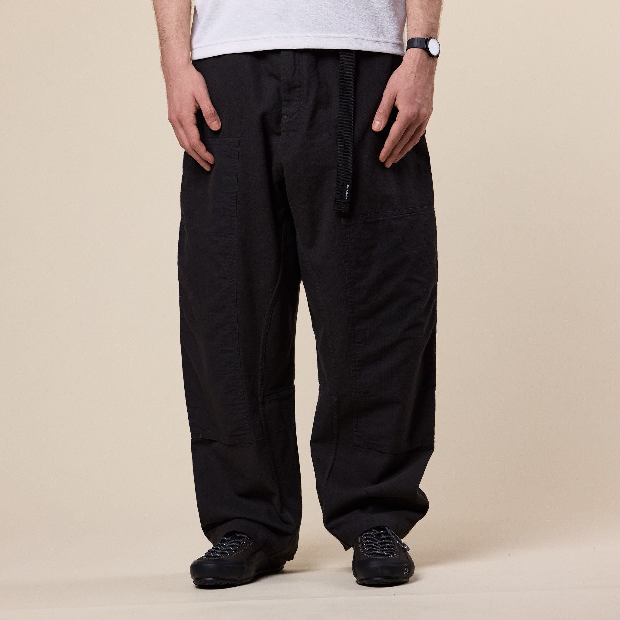 Earth\Studies - MP-107 Foraging Pant - Basalt