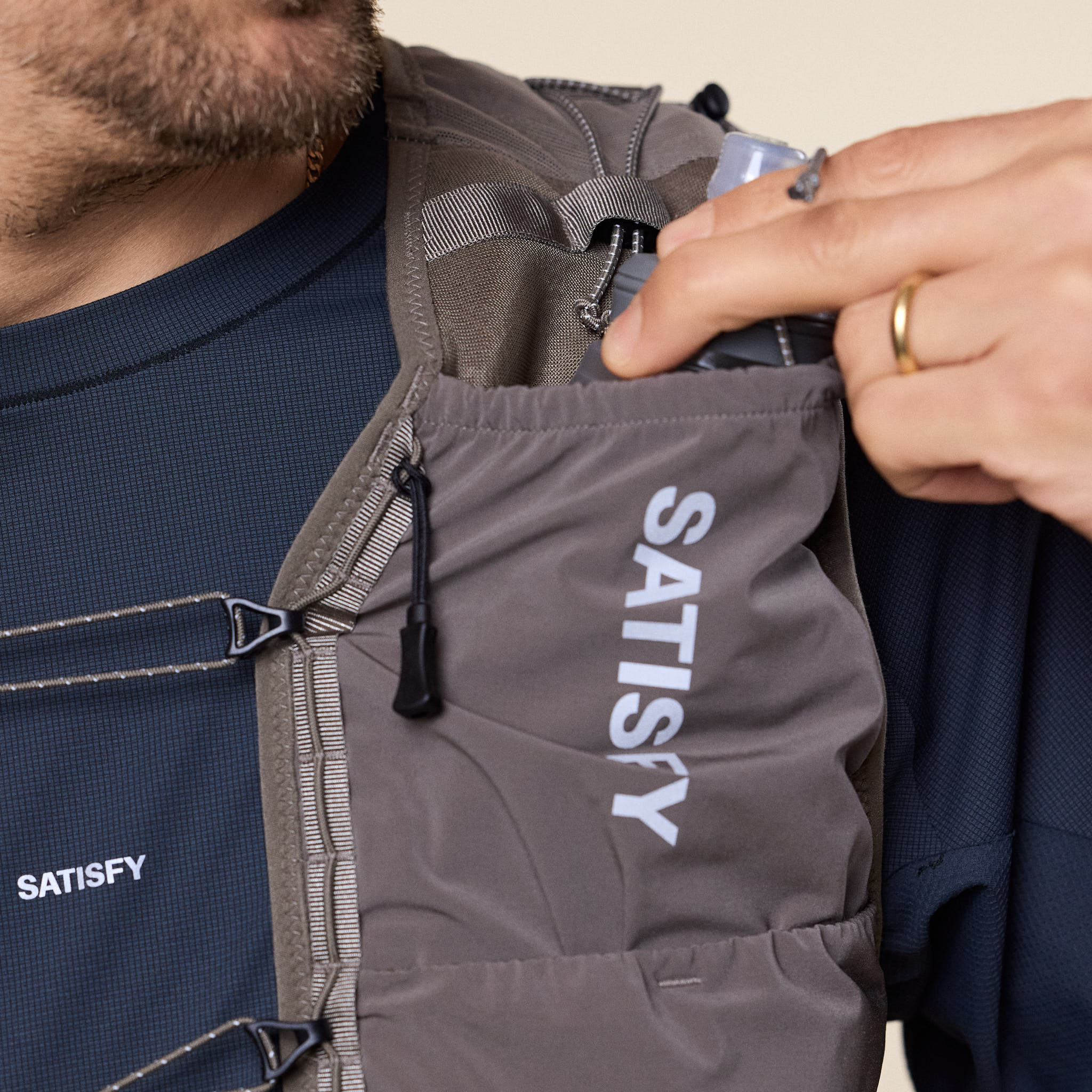 Satisfy Running - Justice™ Cordura® 5L Hydration Vest - Falcon