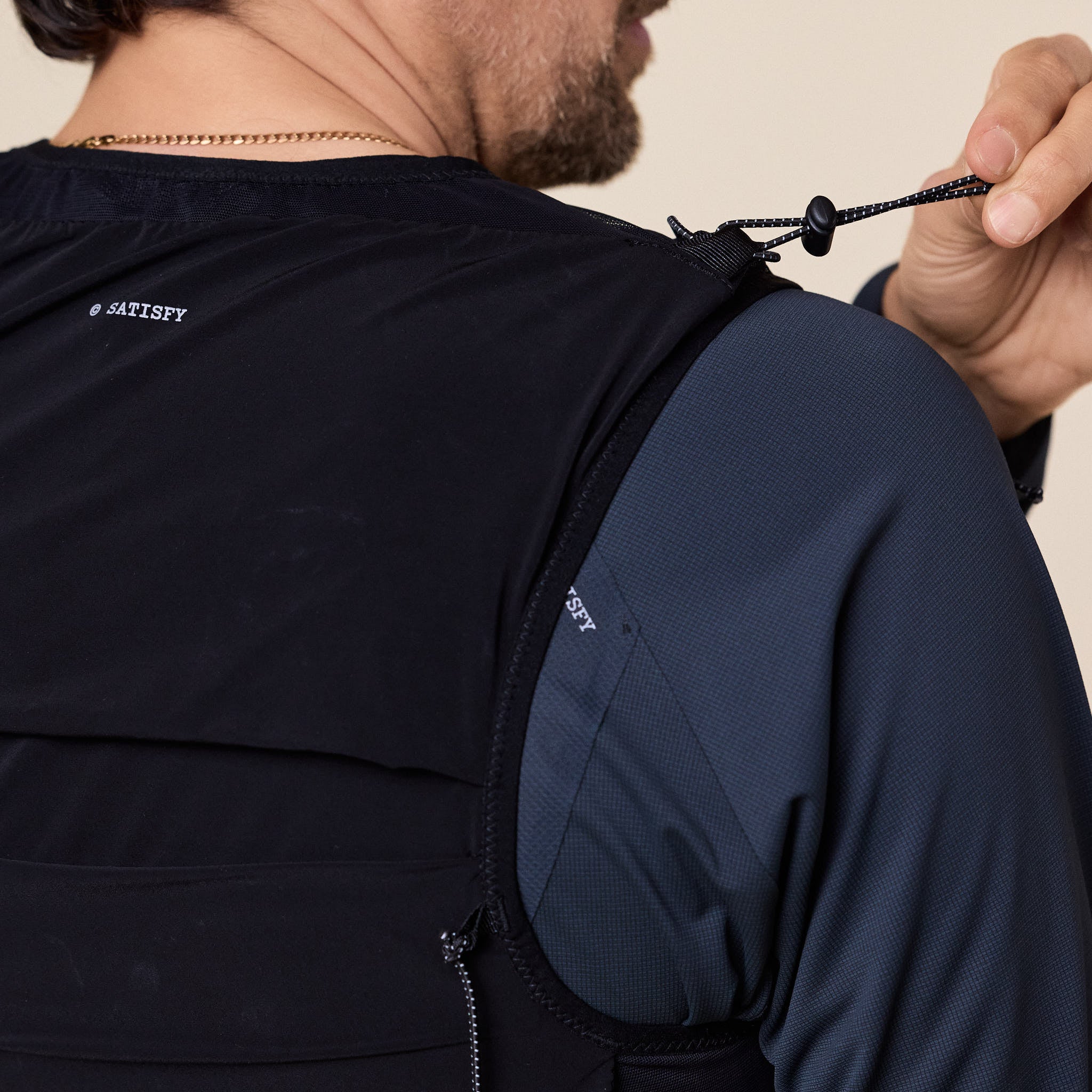 Satisfy Running - Justice™ Cordura® 5L Hydration Vest - Black
