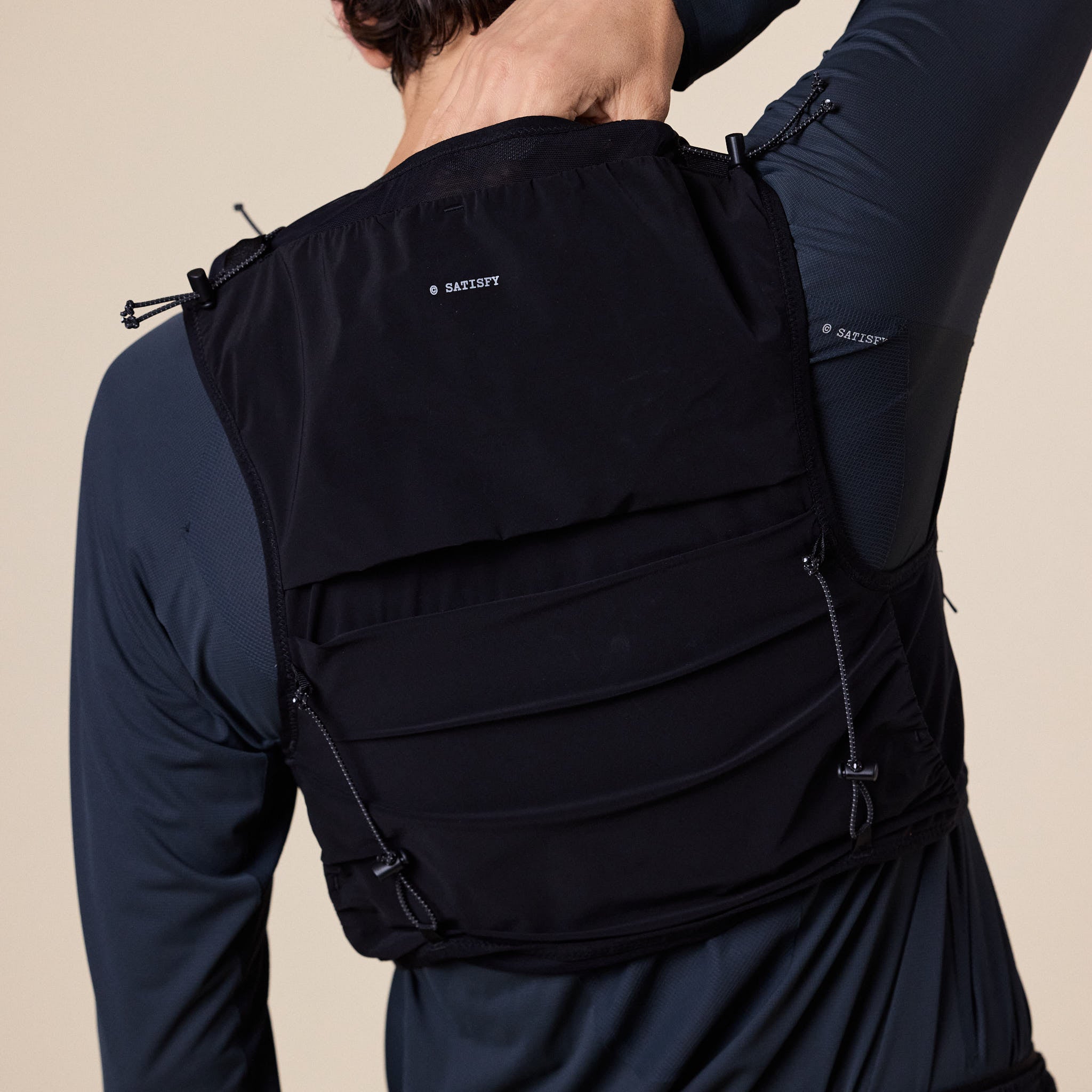 Satisfy Running - Justice™ Cordura® 5L Hydration Vest - Black