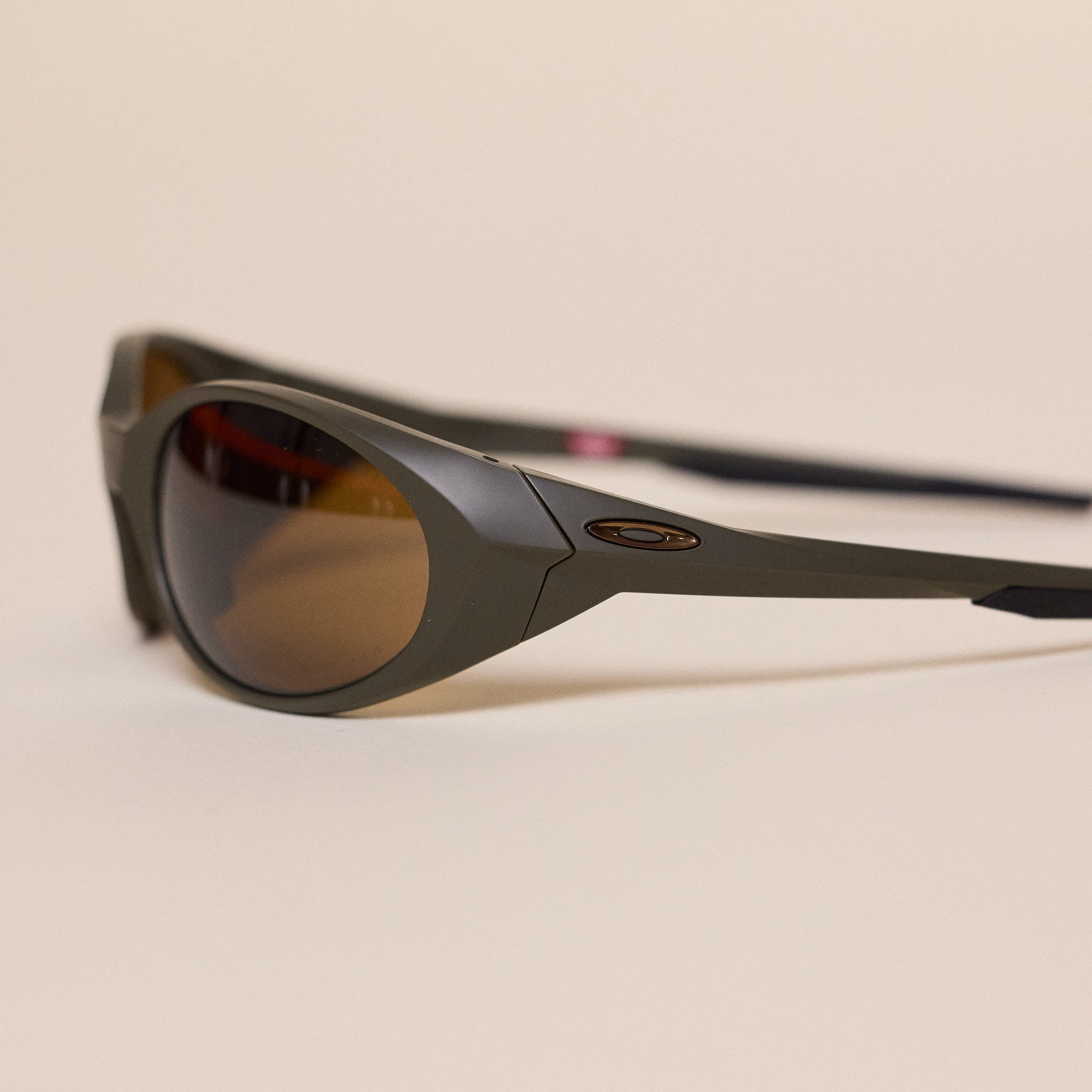Oakley - "Eye Jacket" Redux Sunglasses - Matte Moss / Prizm Tungsten
