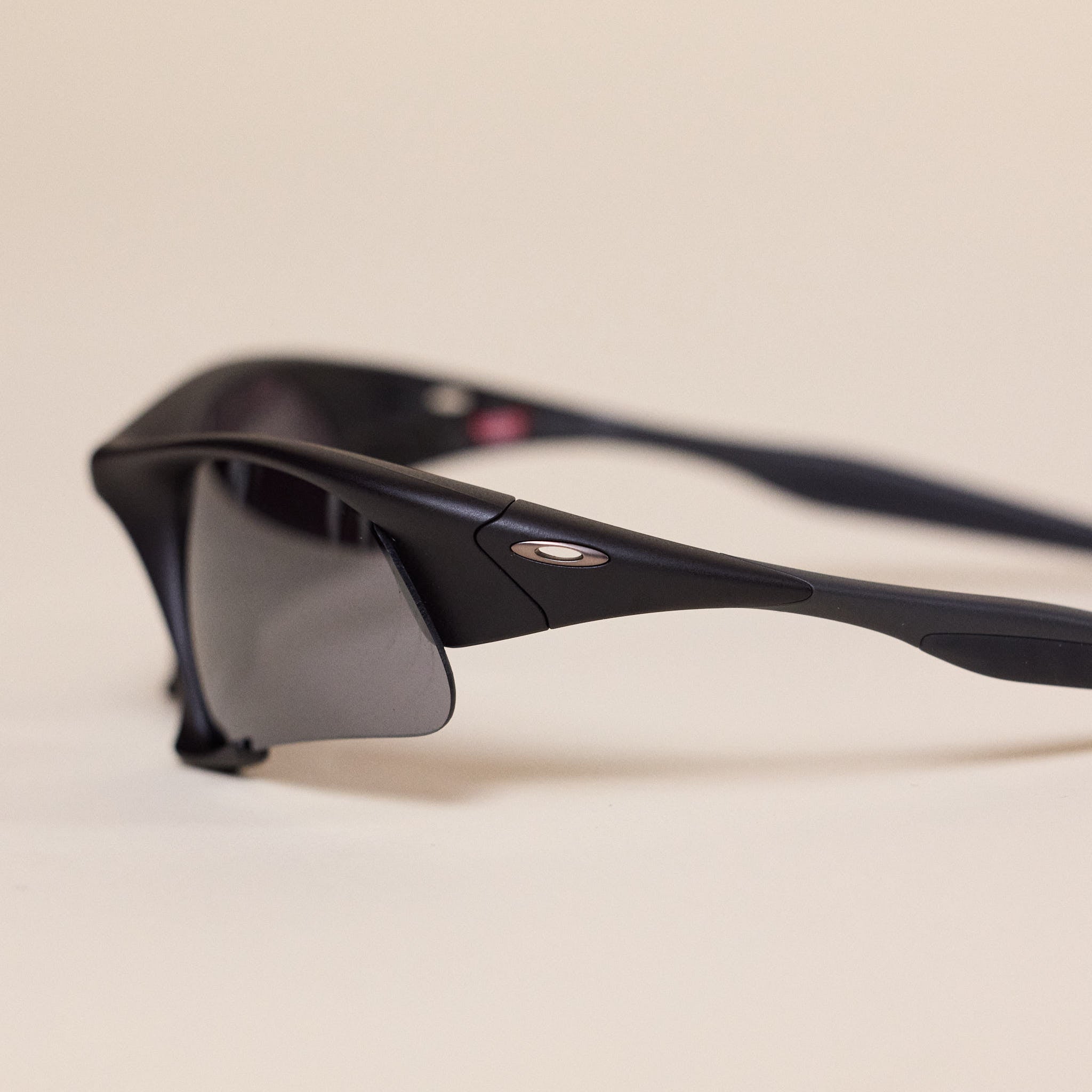 Oakley - Suture Jacket Sunglasses - Matte Black / Prizm Black