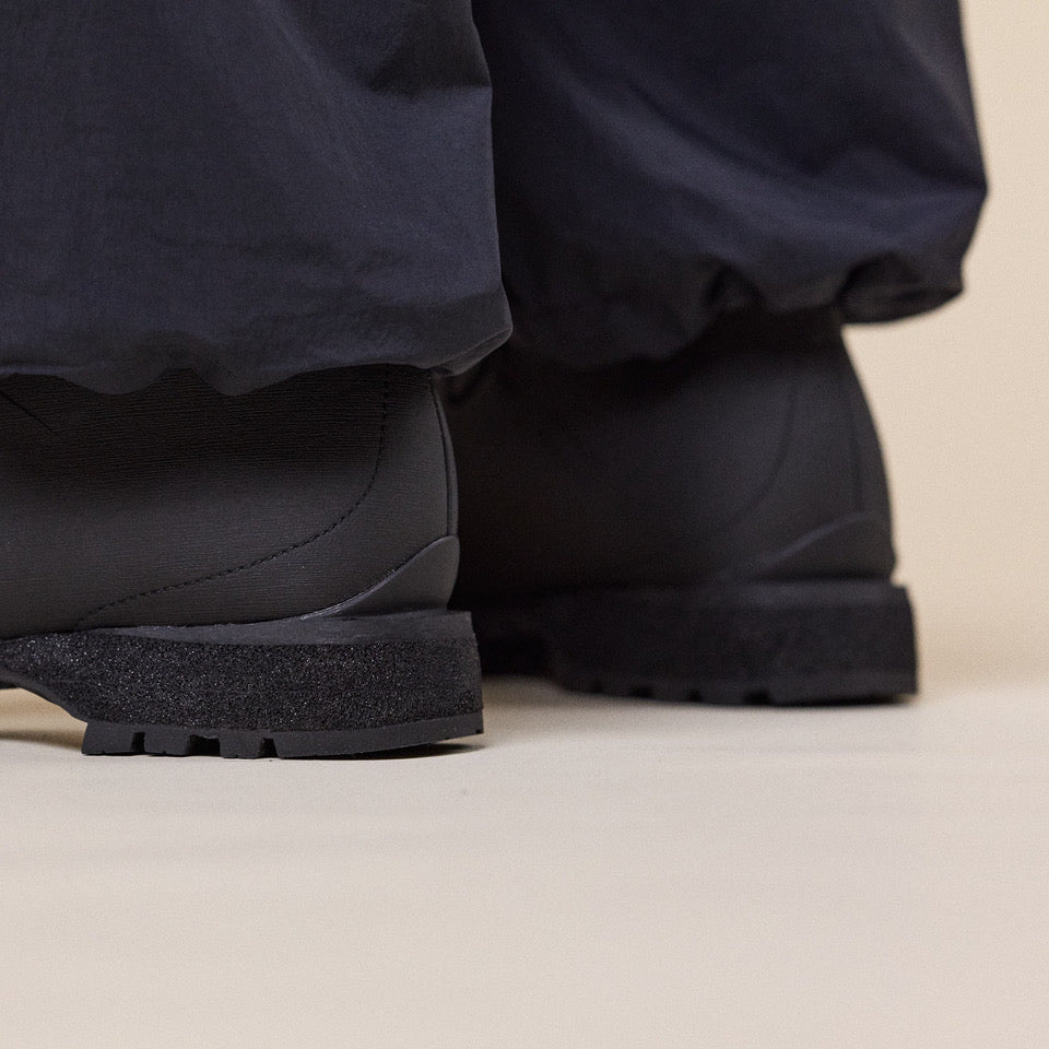 Demon x Houdini - Silvestre Approach Shoe - Antracite Black