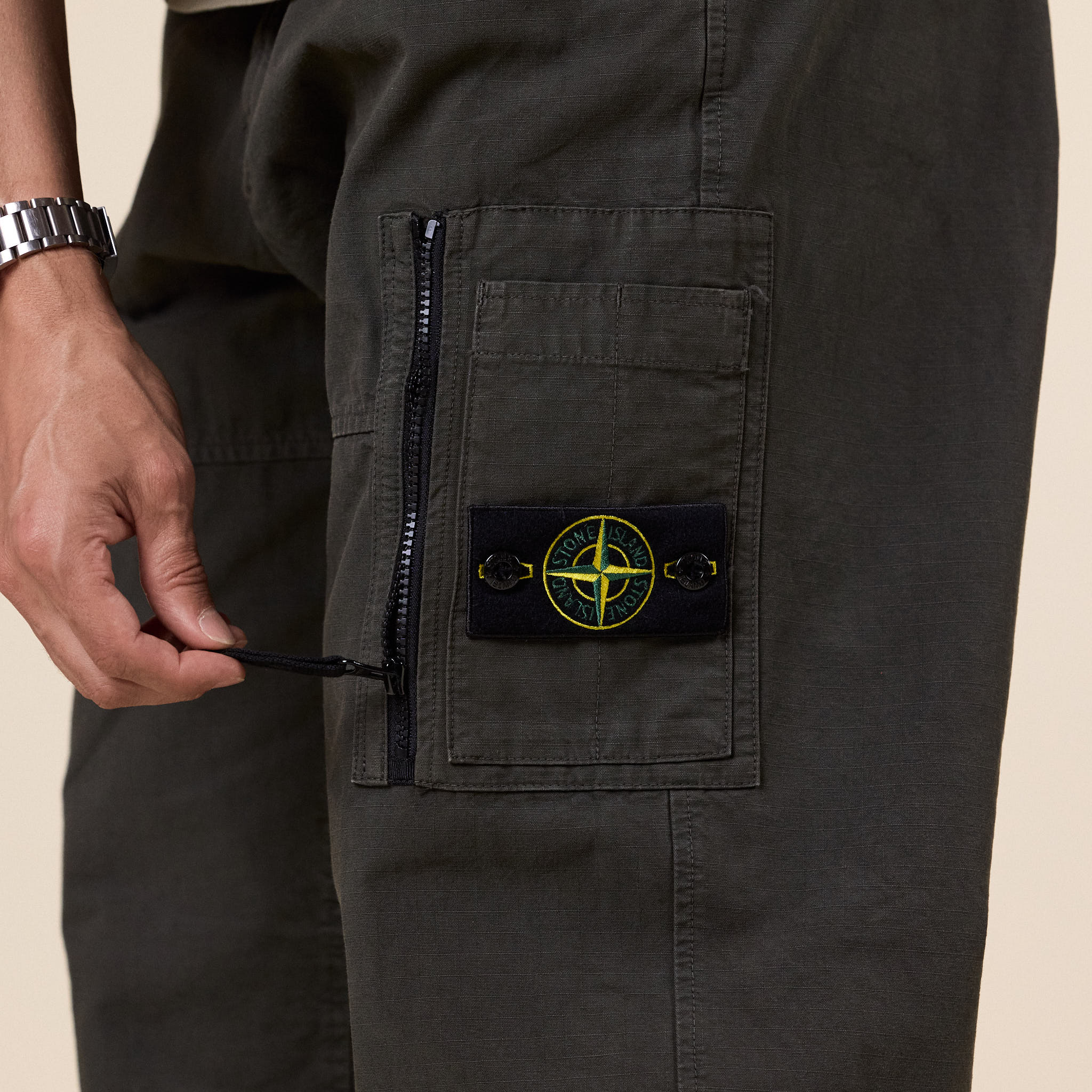 Stone Island - Organic Cotton Ripstop Cargo Trousers - Black
