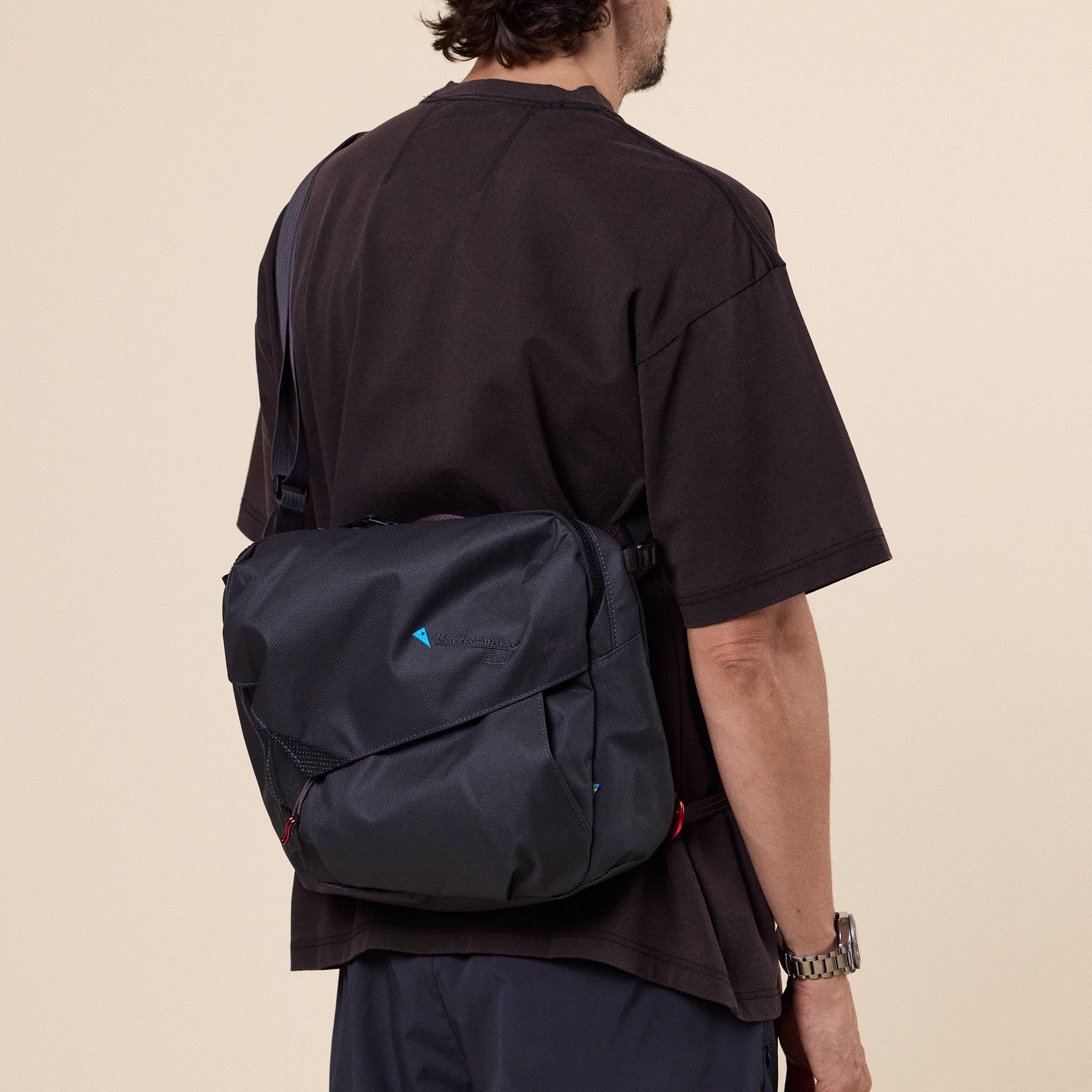 Klättermusen - Gaut Messenger Bag 8L - Raven Black