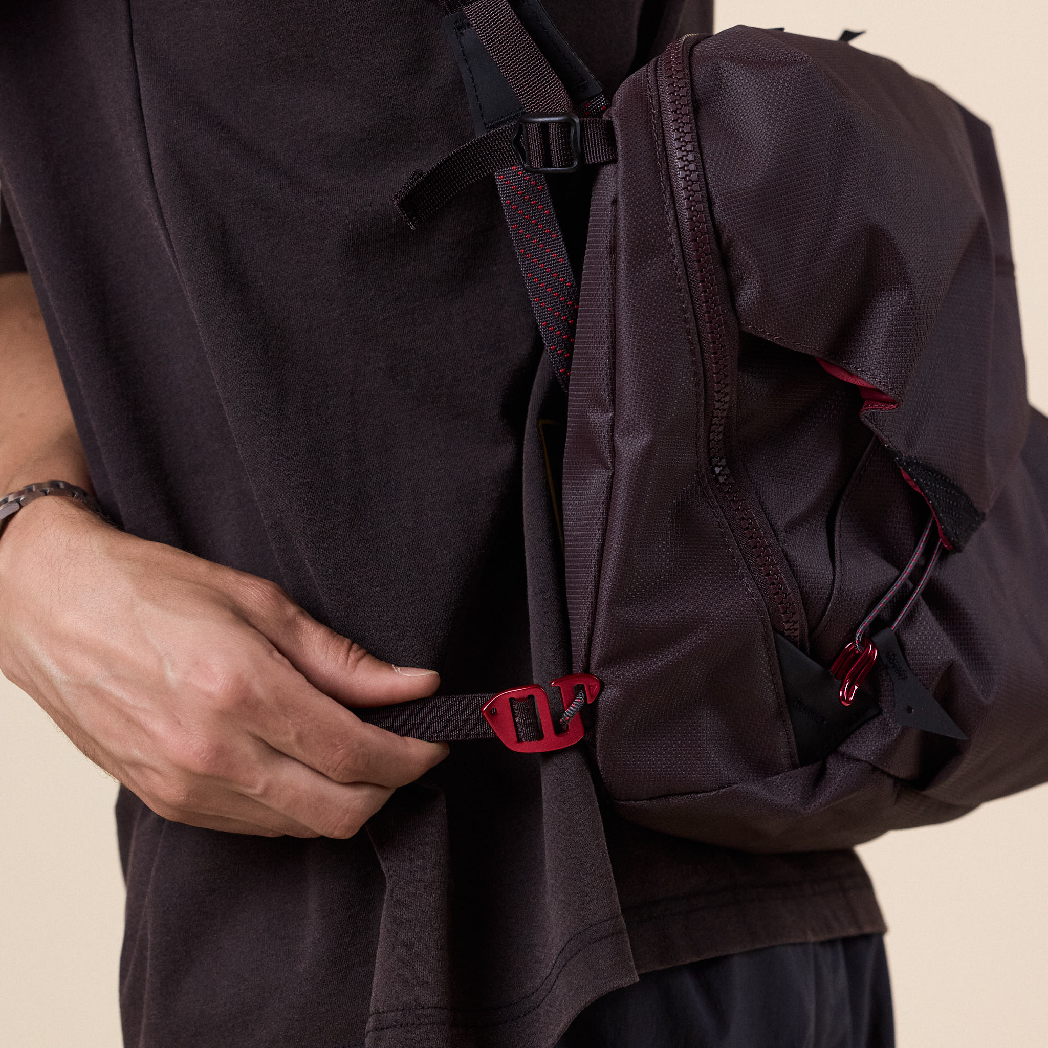 Klättermusen - Gaut Messenger Bag 8L - Brown Umber