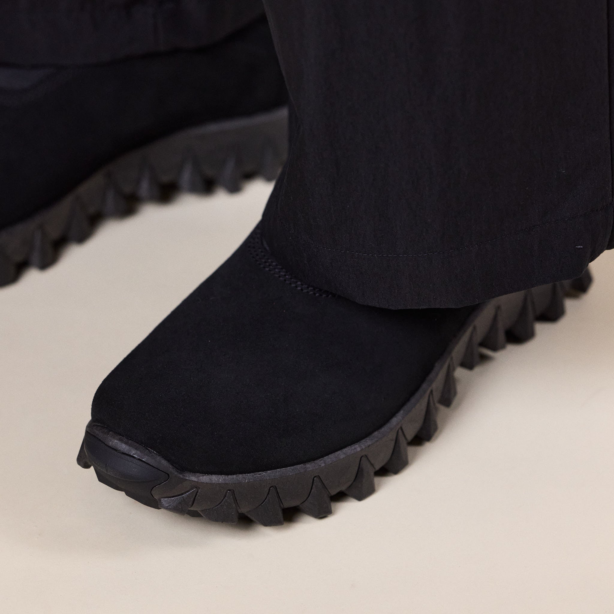 Salomon - Snowclog OG - Black / Black / Asphalt