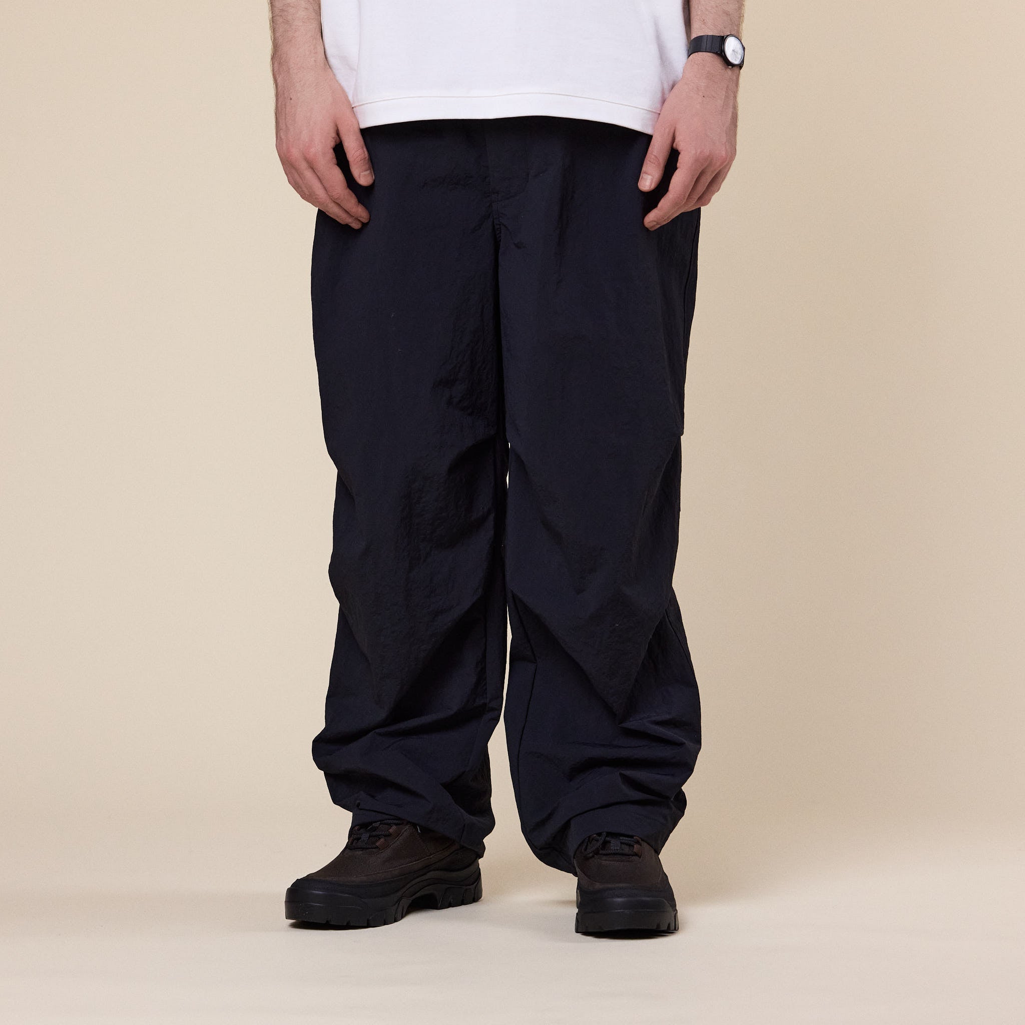 Still by Hand - Crispy knee tuck wide pants - Black