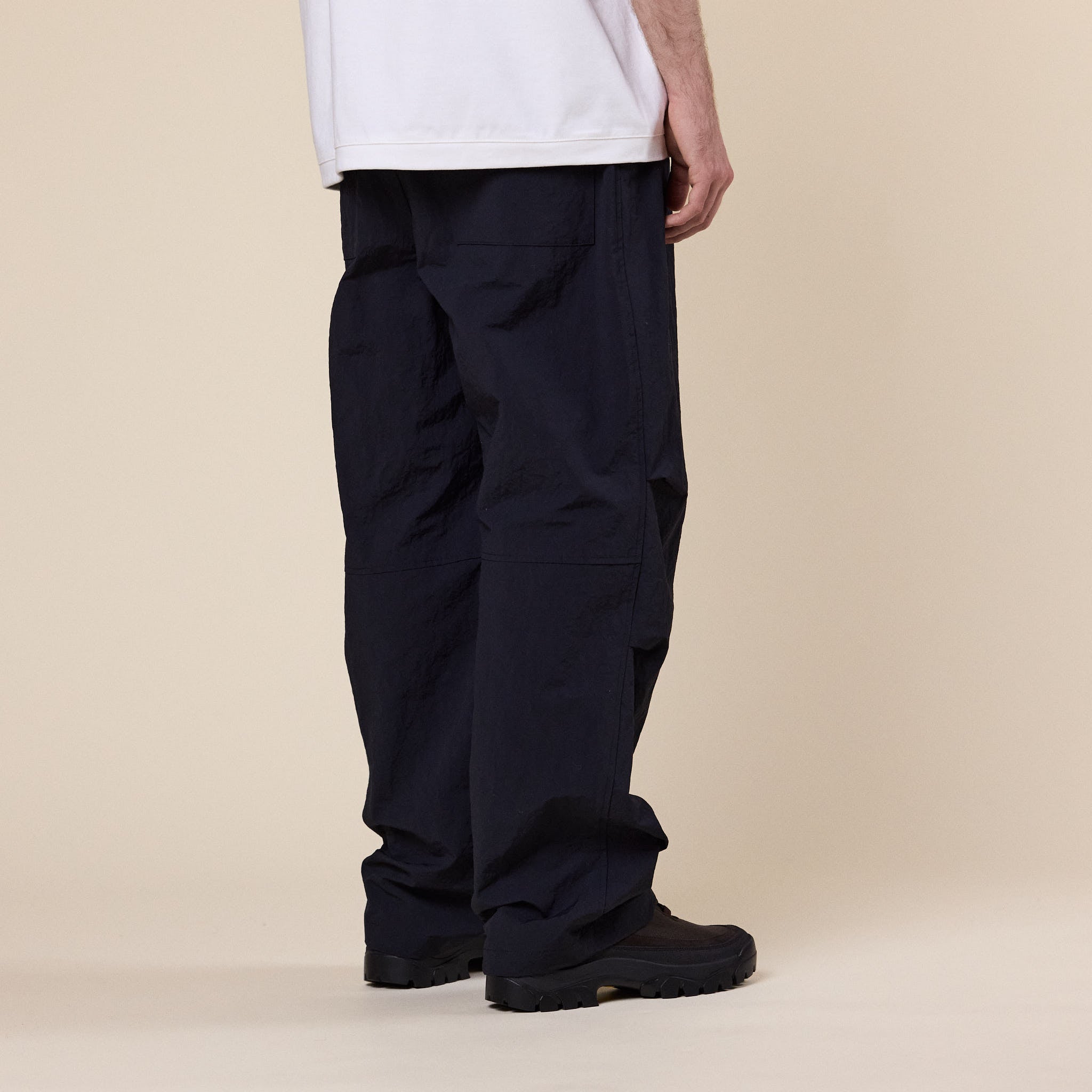 Still by Hand - Crispy knee tuck wide pants - Black