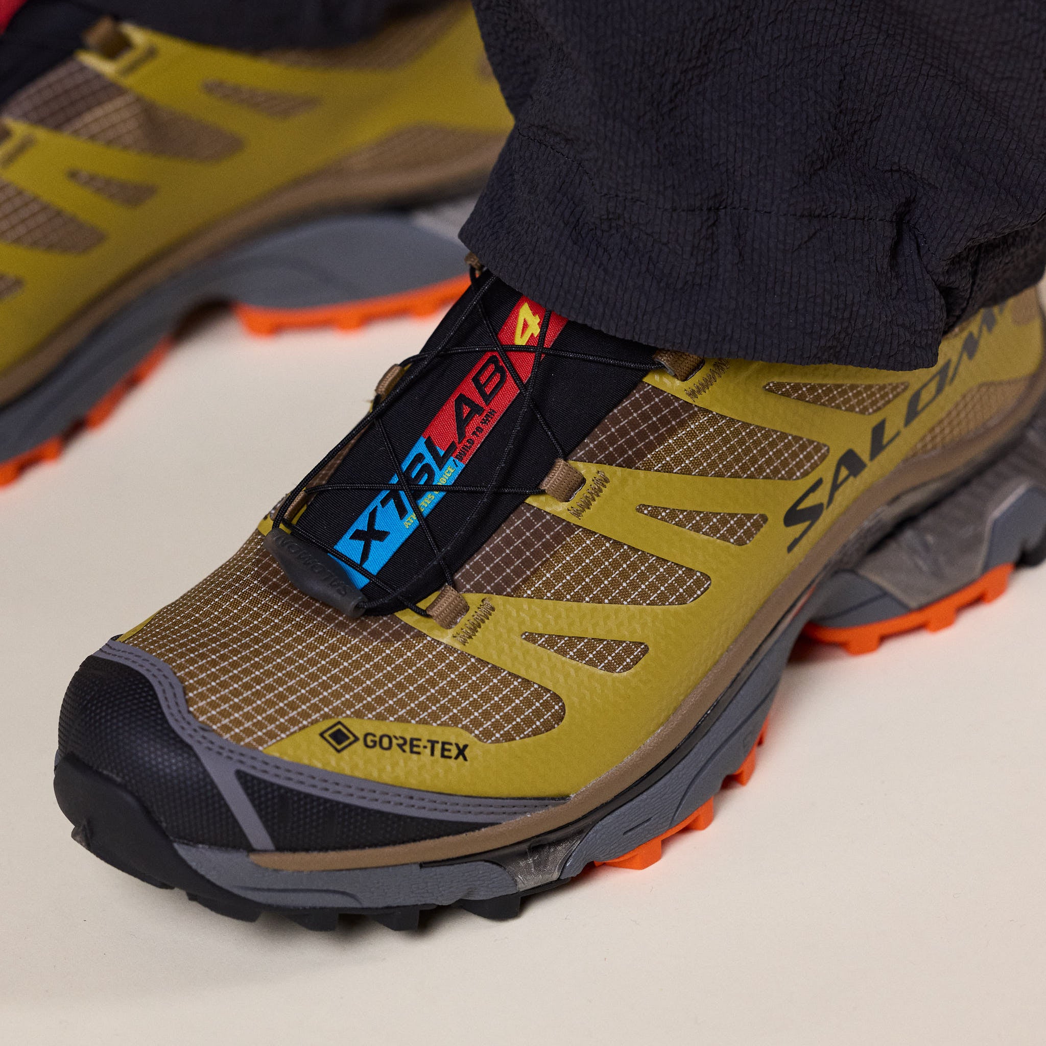 Salomon - XT-4 OG Gore-Tex - Coyote / Brown Willow / Dragon Fire
