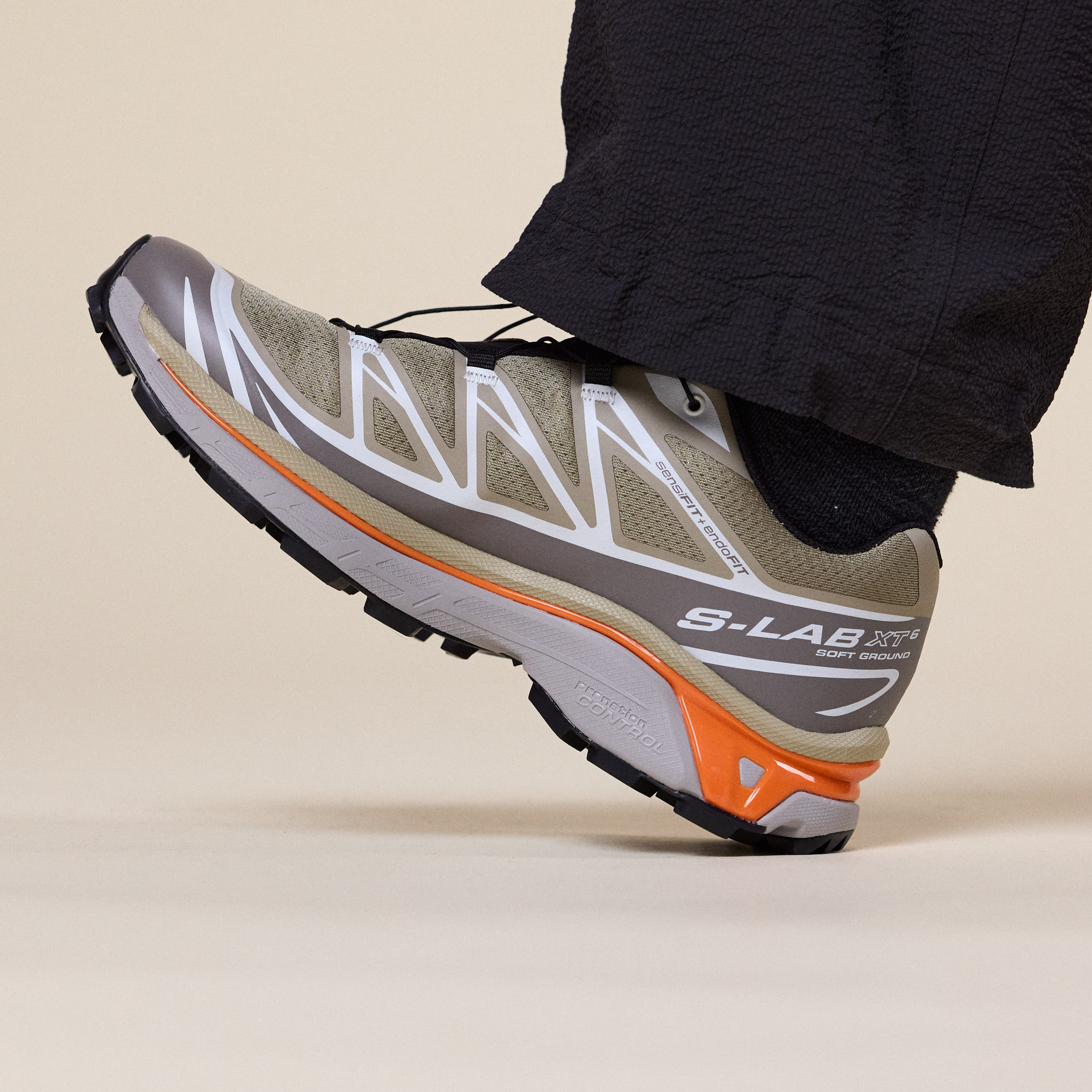Salomon - XT-6 - Silver Sage / Cloudburst / Dragon Fire