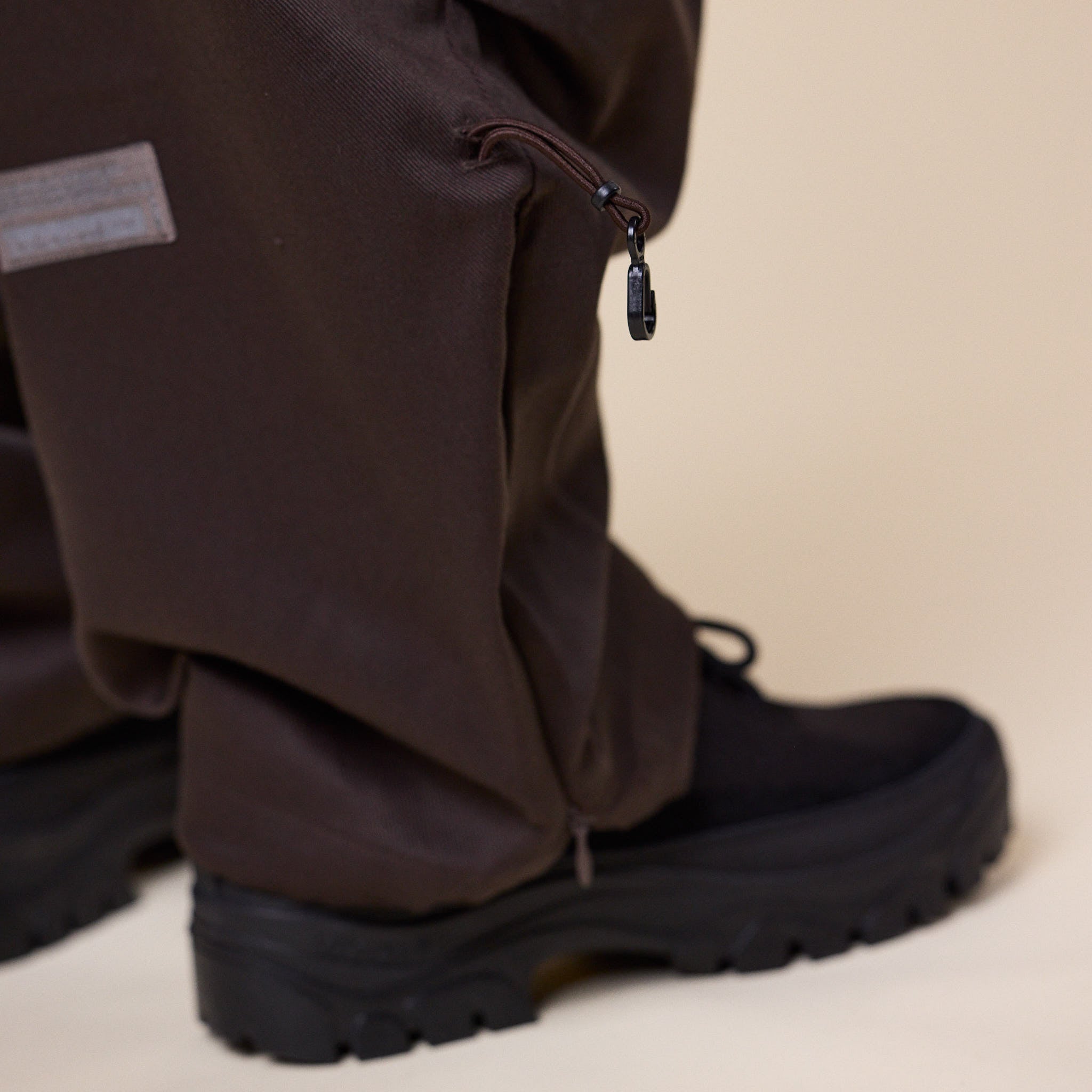 Poliquant - Changing Length Wide Zip Up Tucked Pants - Dark Brown