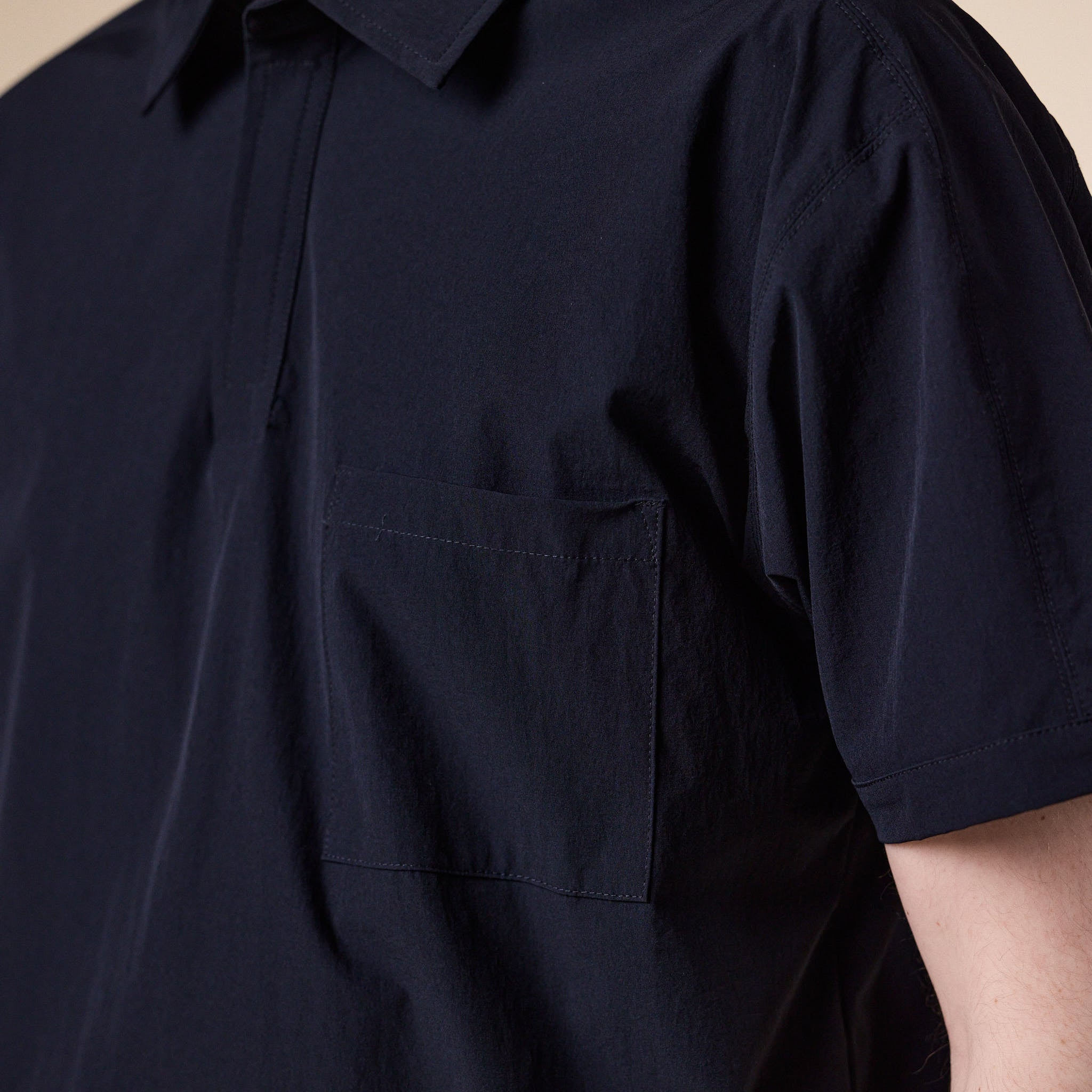 GR10K - Deal Fluid Polo - Black