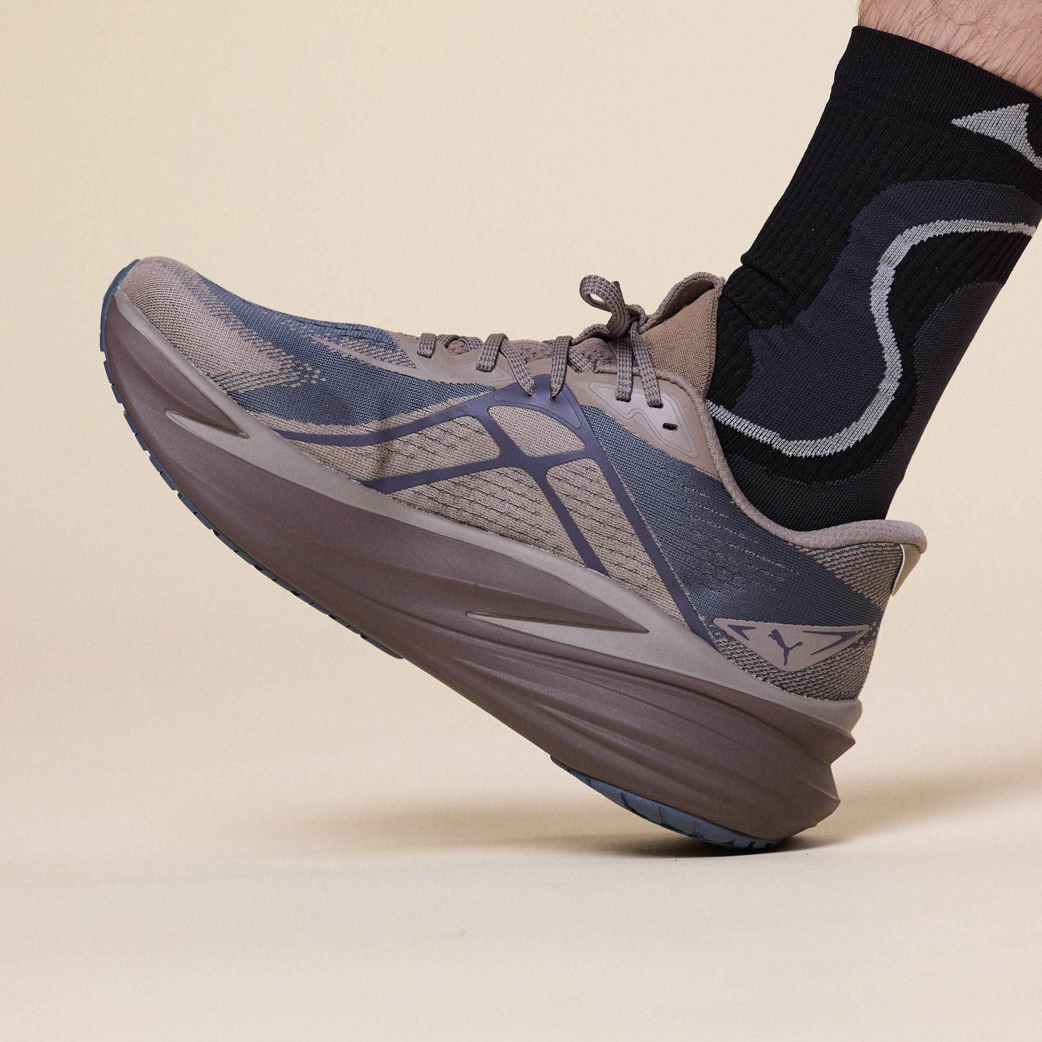 Puma - MagMax NITRO™ 2 Running Shoes - Mouse Grey/Evening Blue