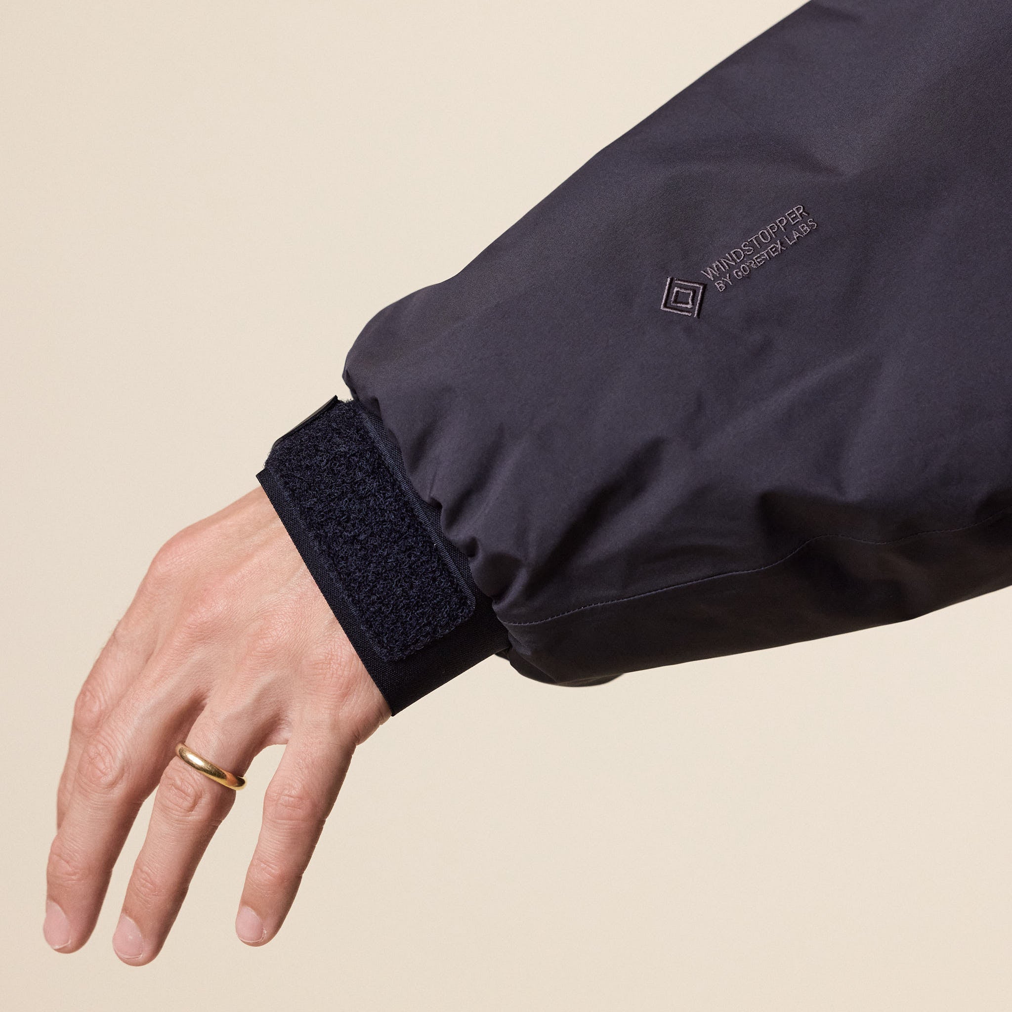 Goldwin 0 - Windstopper Padded Jacket - Biotite