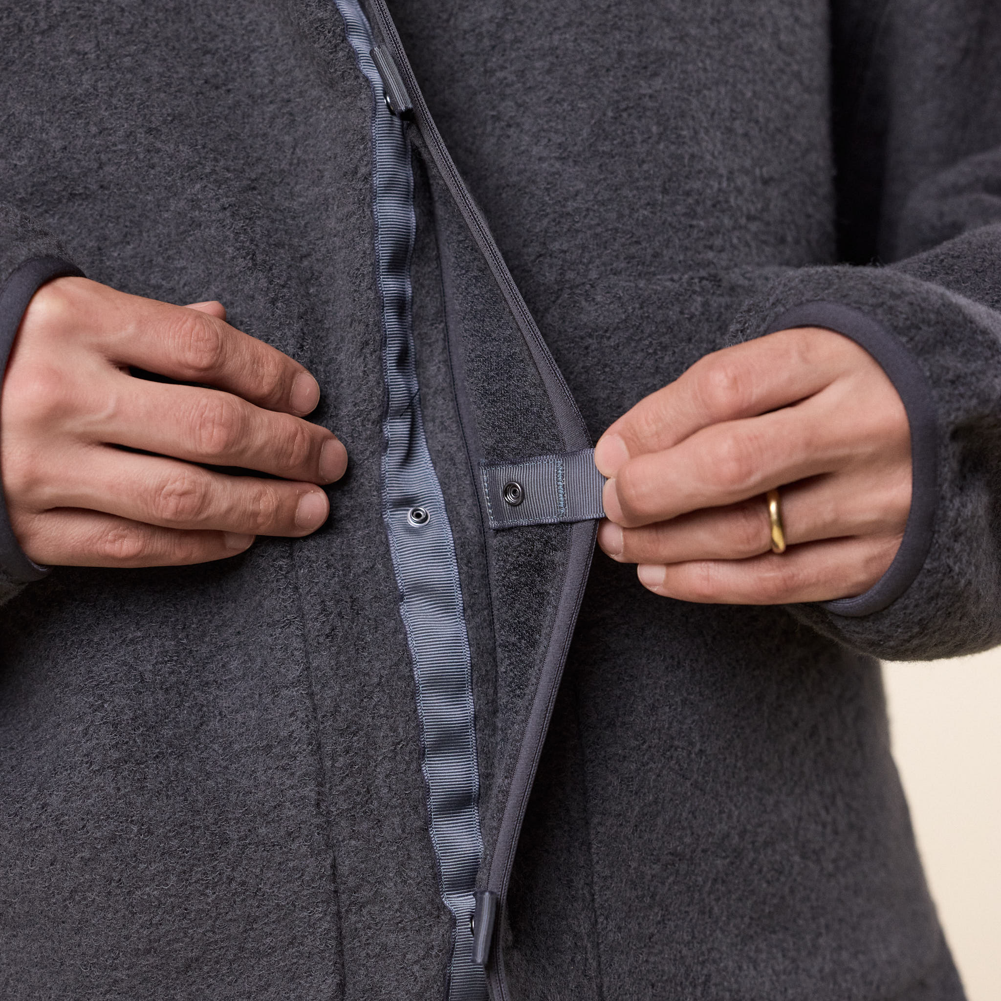 Goldwin 0 - Wool Fleece Hoodie - Dark Lava