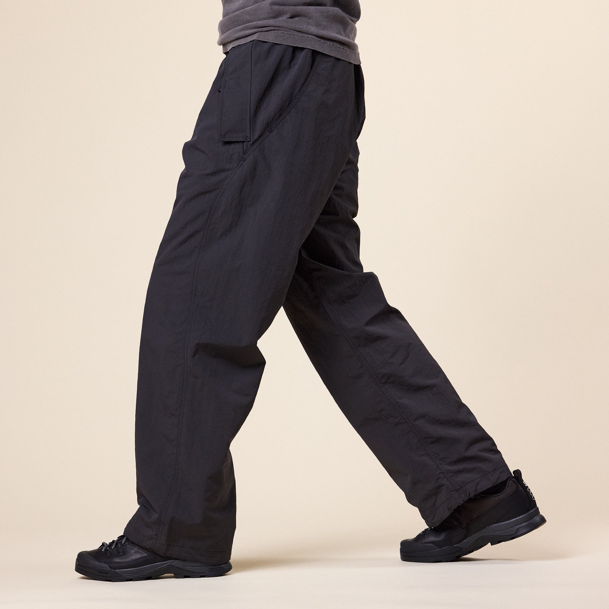 Goldwin 0 - Windbreaker Pants - After Dark