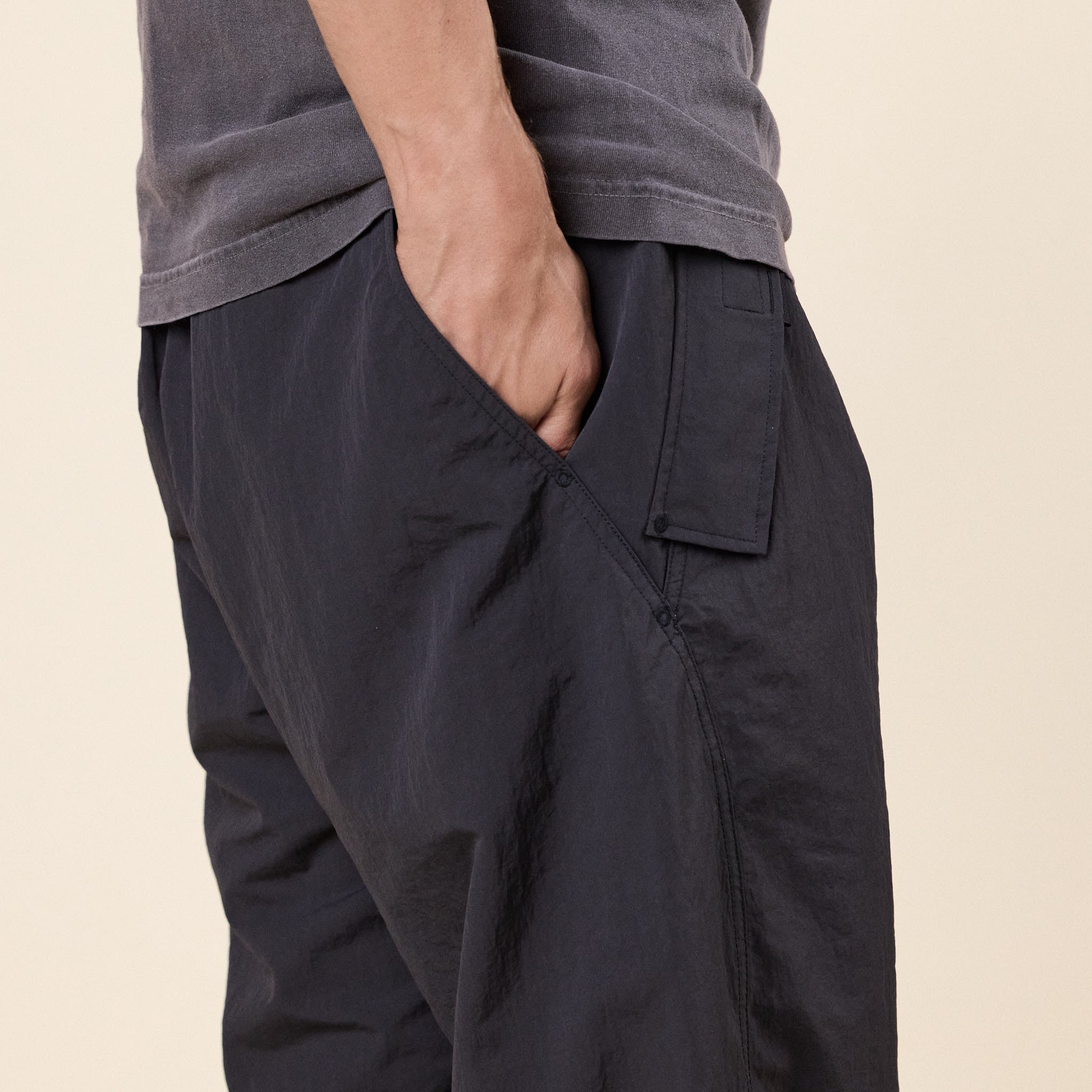 Goldwin 0 - Windbreaker Pants - After Dark